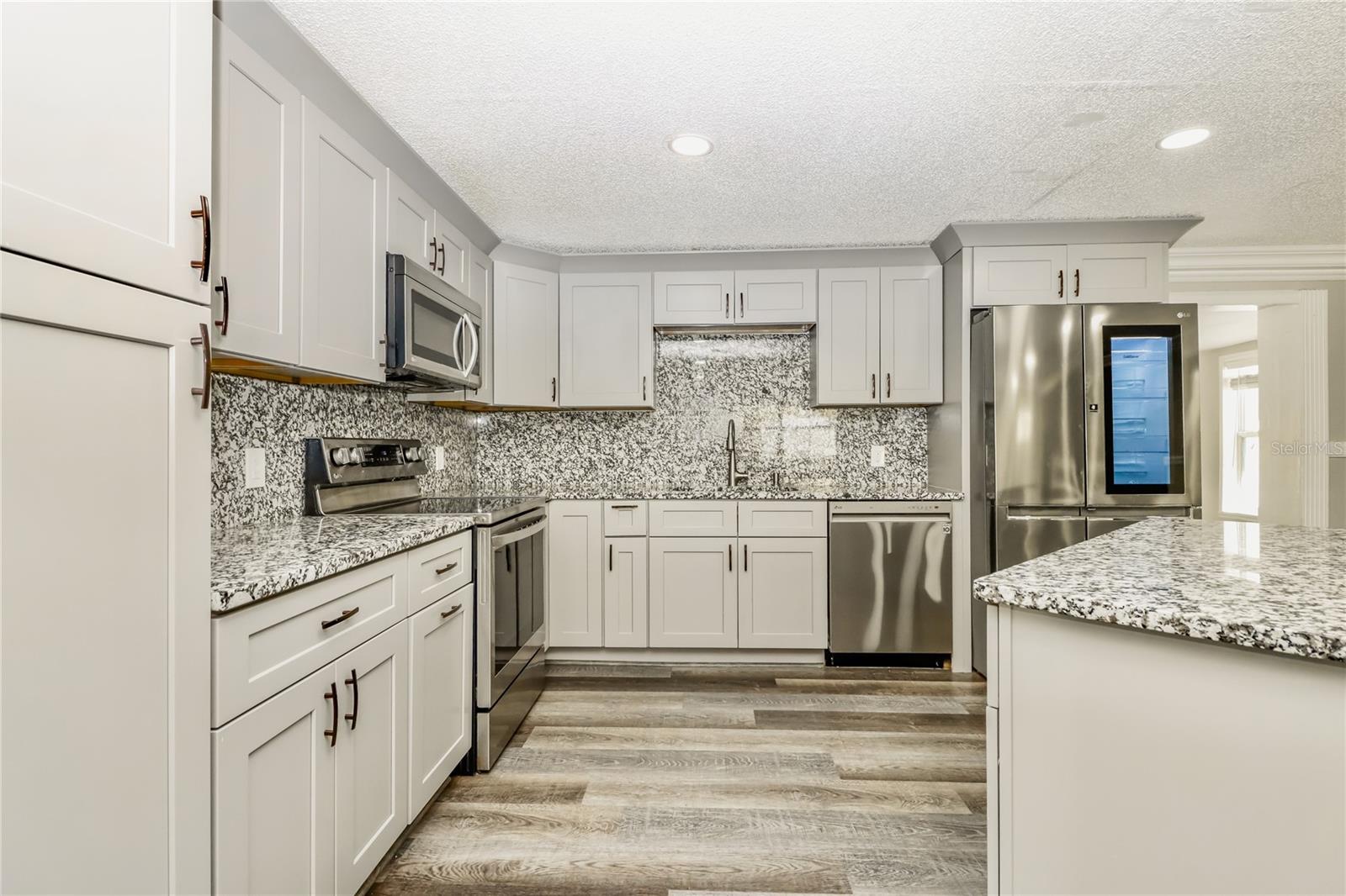 3147 36TH AVE N, ST PETERSBURG, FL — photo 13