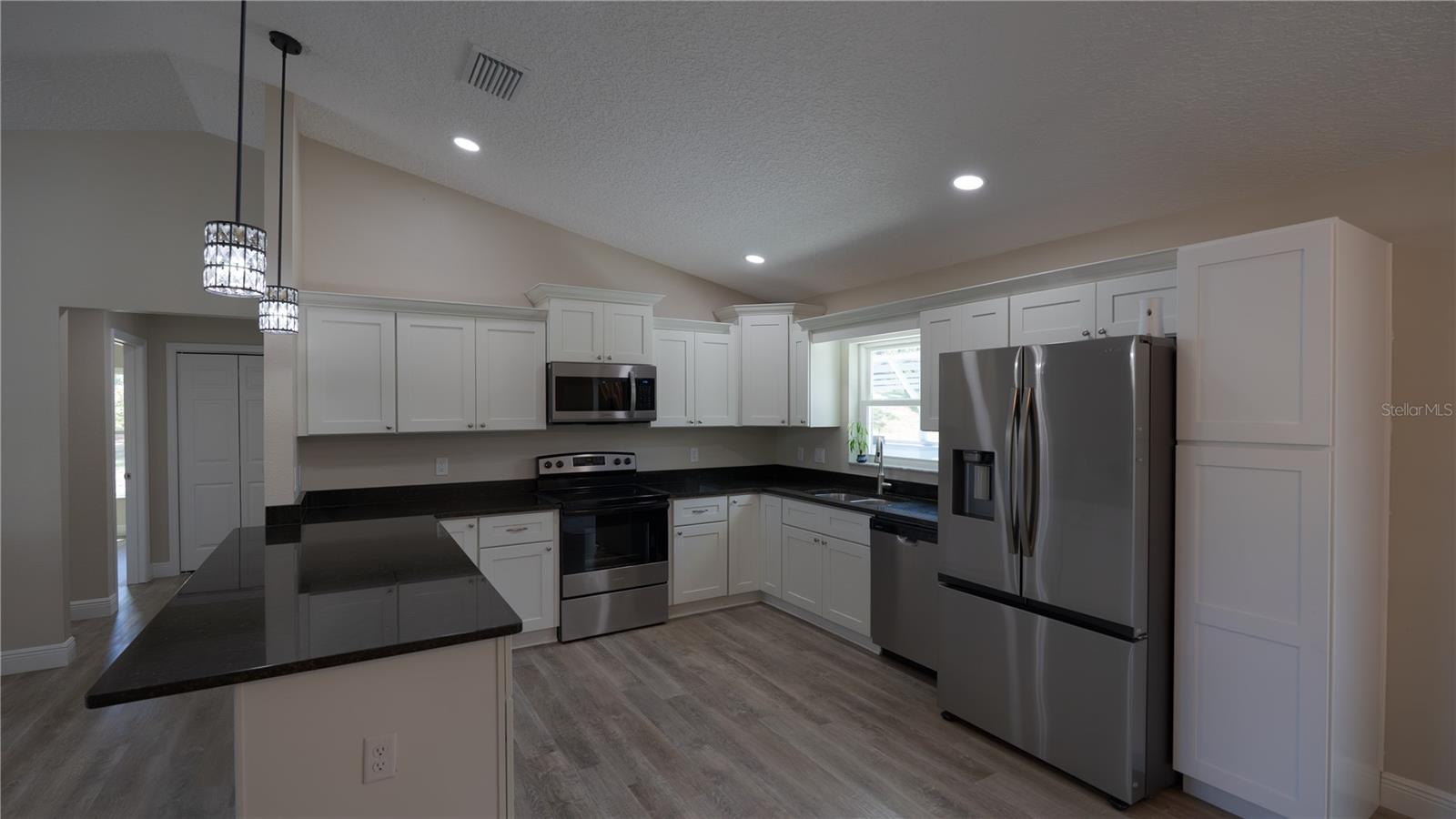 6374 W RIO GRANDE DR, BEVERLY HILLS, FL — photo 5