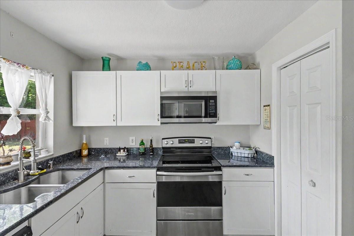 2021 INDIA PALM DR, EDGEWATER, FL — photo 15