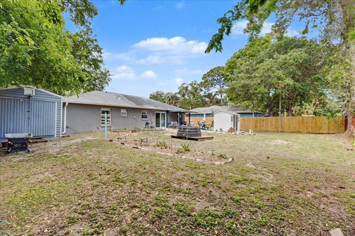 2021 INDIA PALM DR, EDGEWATER, FL — photo 36