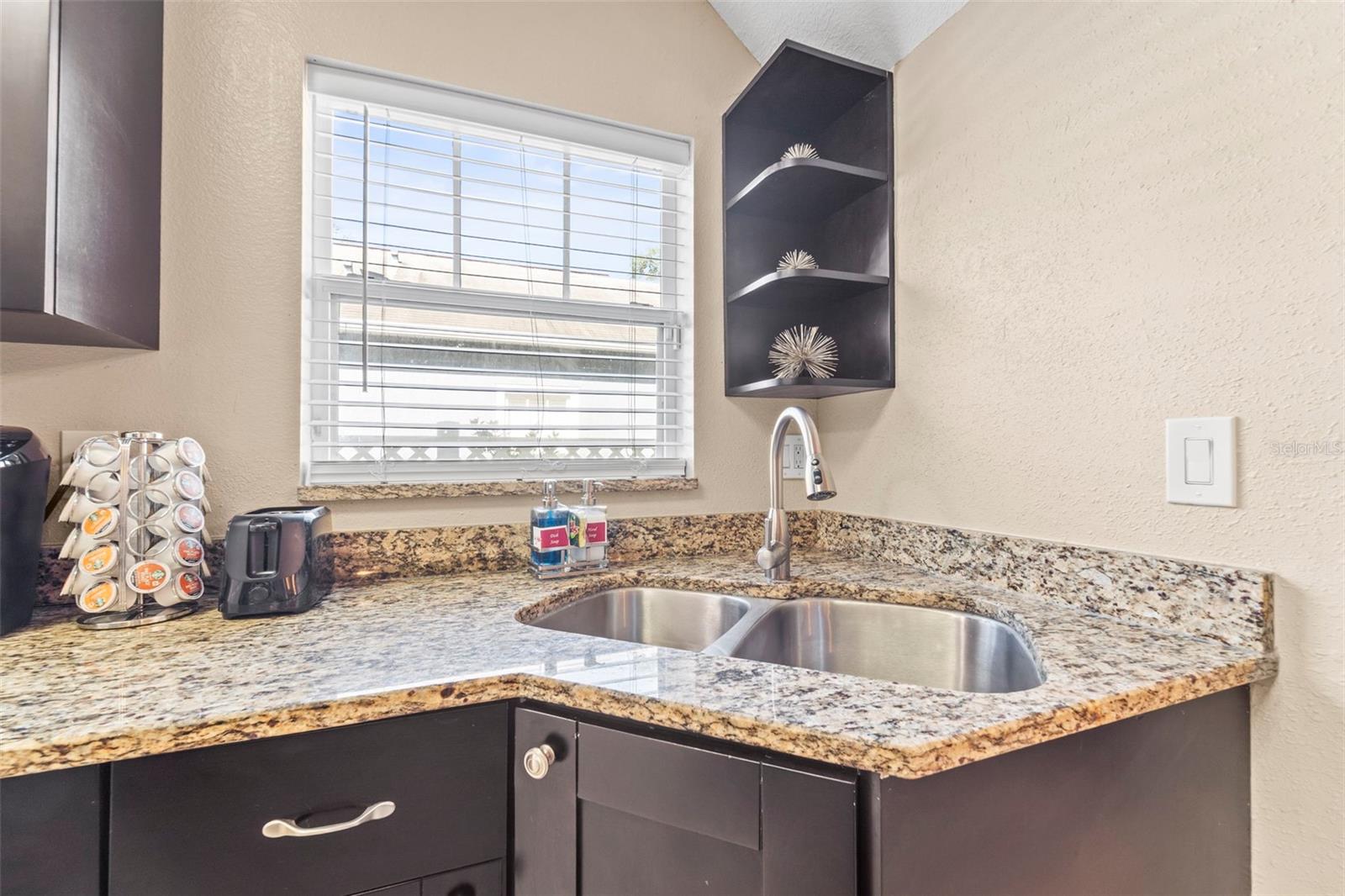 205 E KIRBY ST, TAMPA, FL — photo 24