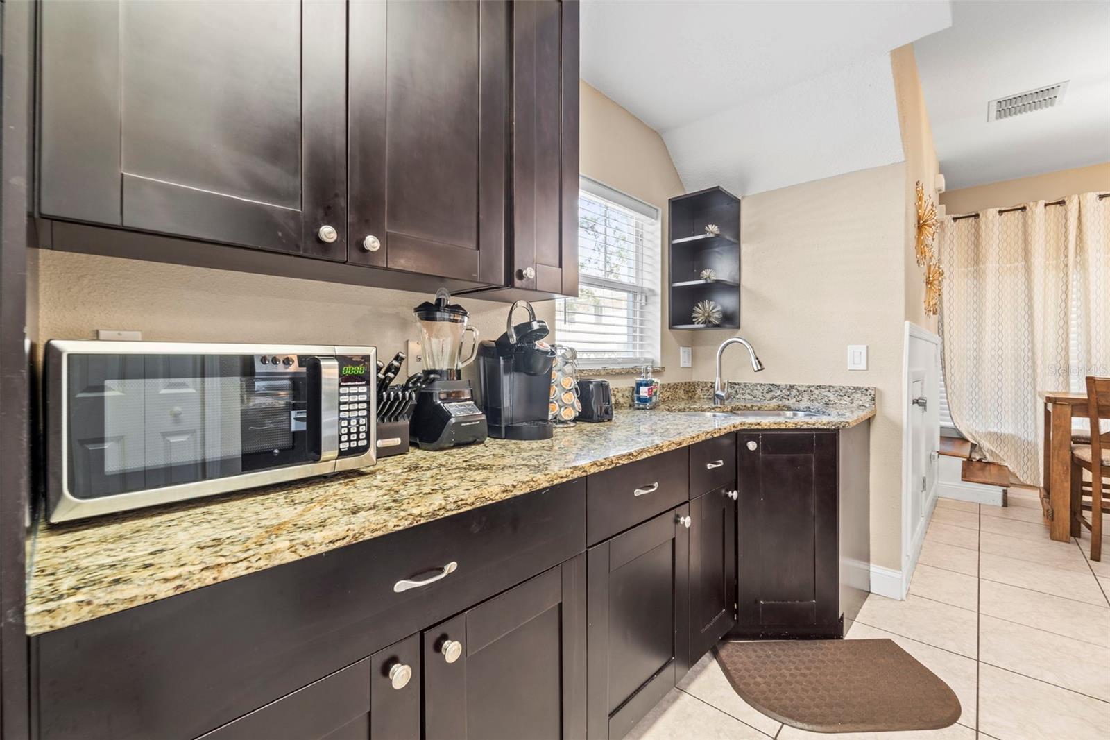 205 E KIRBY ST, TAMPA, FL — photo 25