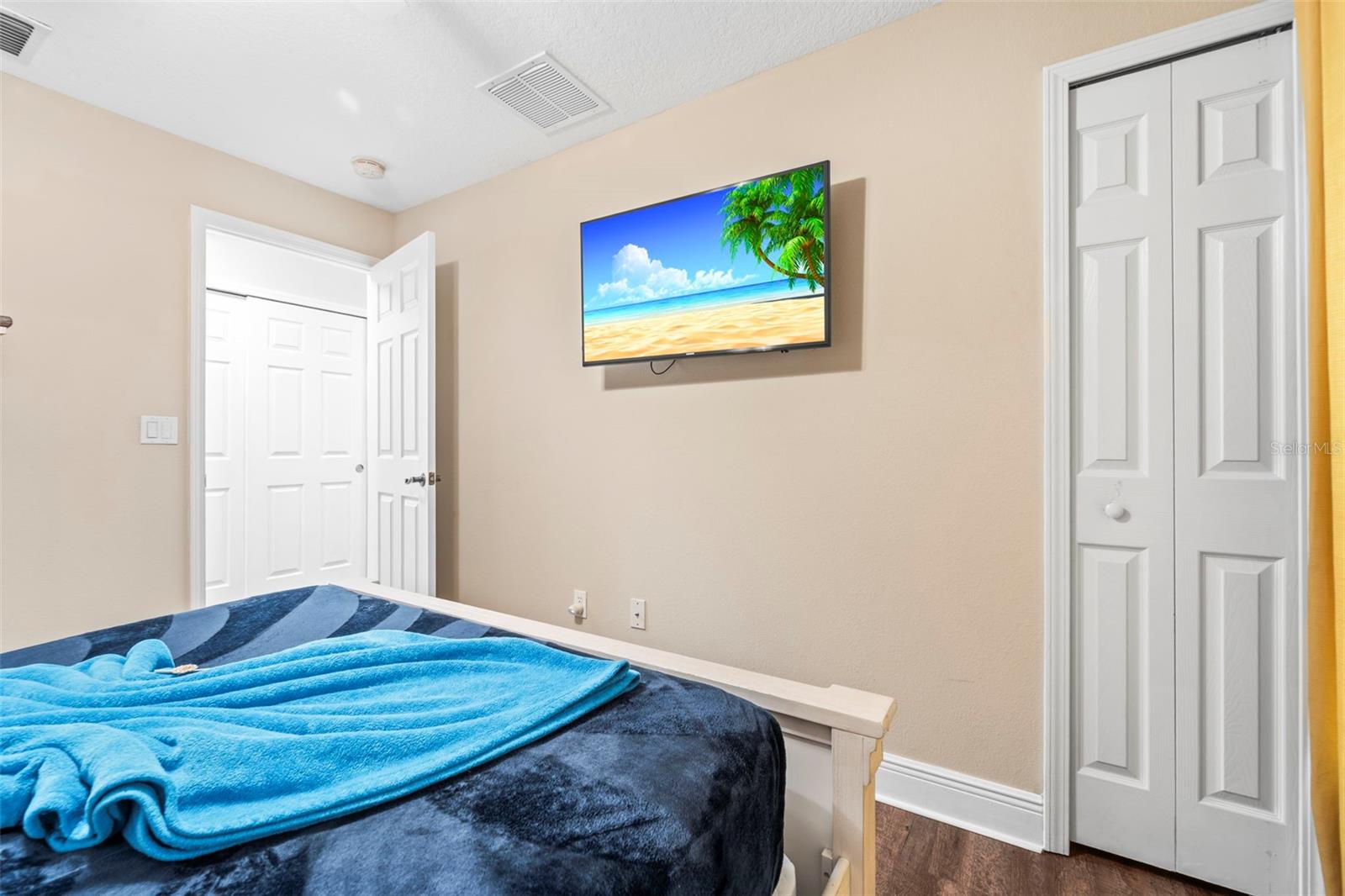 205 E KIRBY ST, TAMPA, FL — photo 36