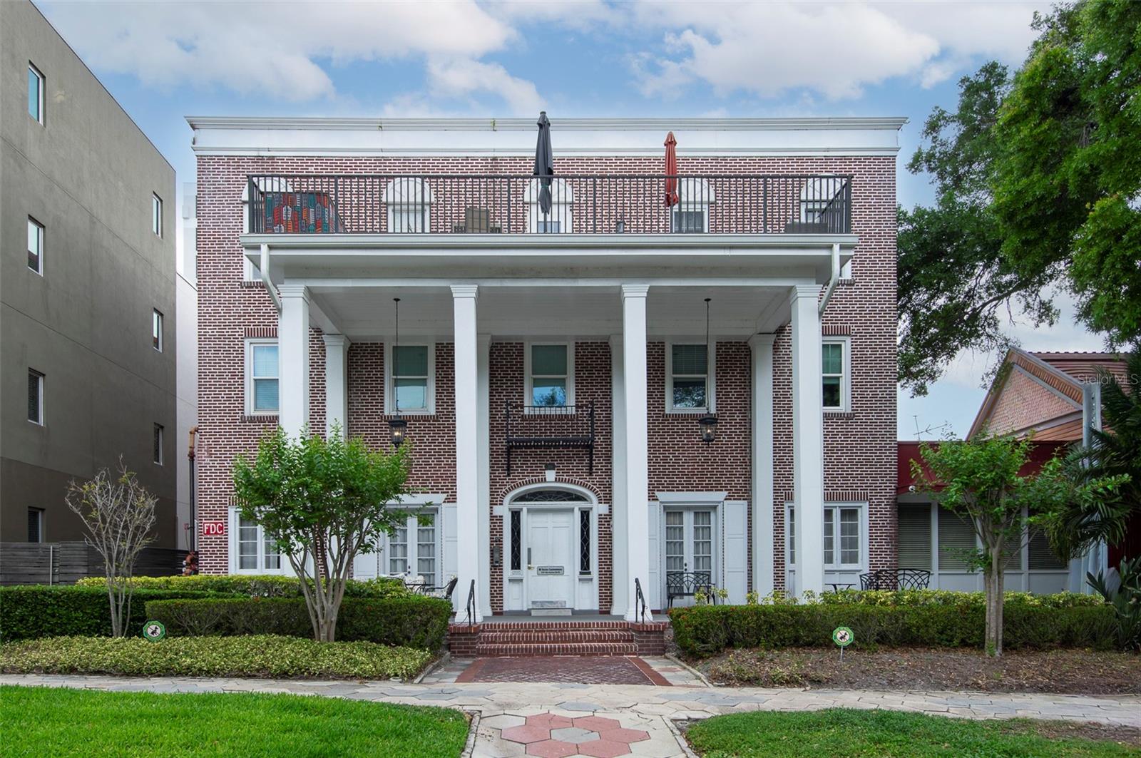 219 4TH AVE N #202, ST PETERSBURG, FL