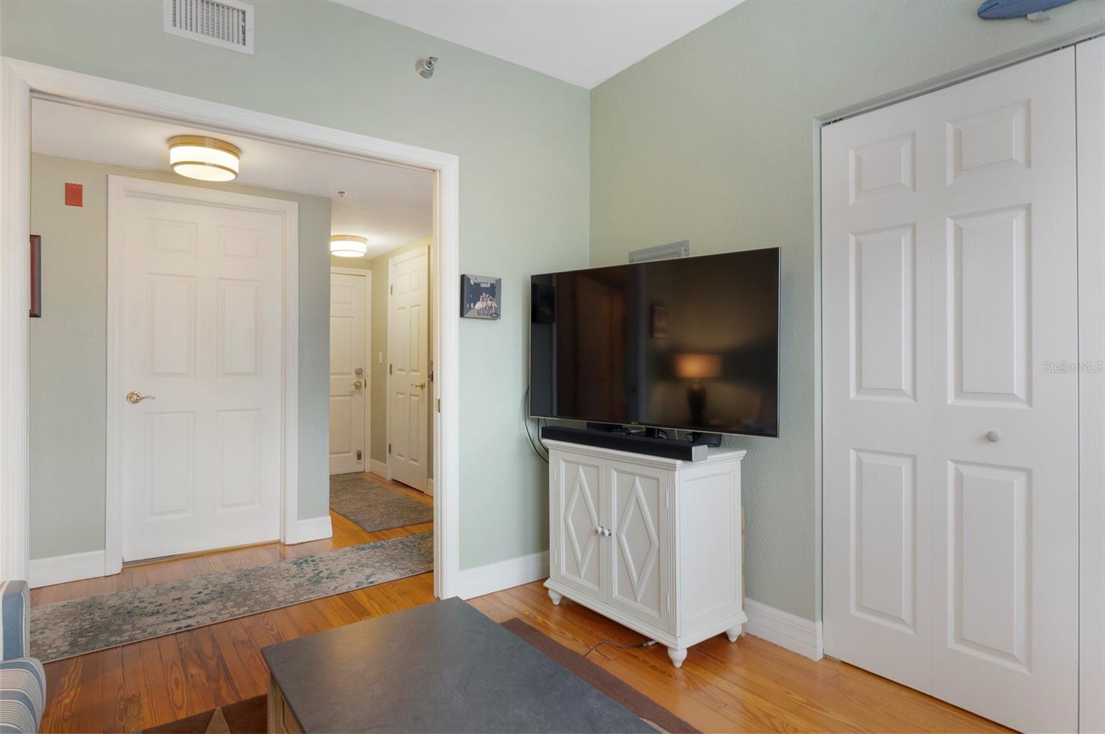 219 4TH AVE N #202, ST PETERSBURG, FL — photo 11