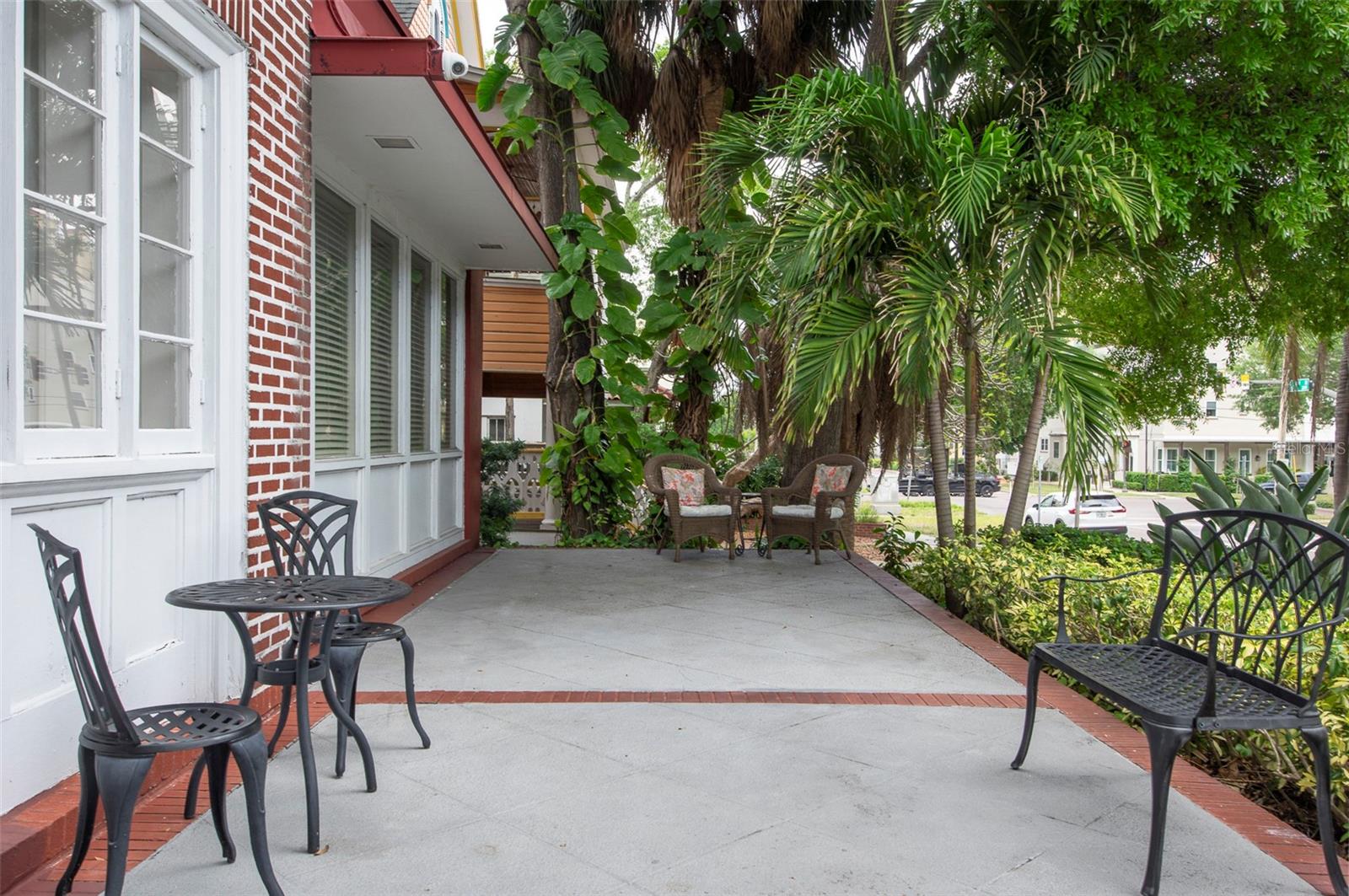 219 4TH AVE N #202, ST PETERSBURG, FL — photo 26