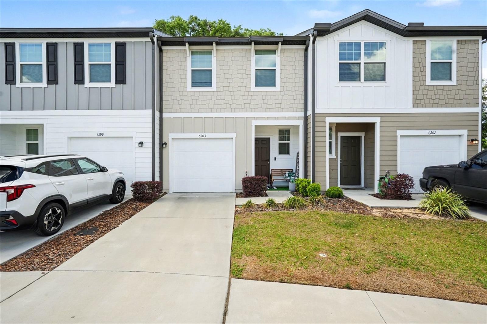 6203 DAERR RIDGE ST, ZEPHYRHILLS, FL — photo 2