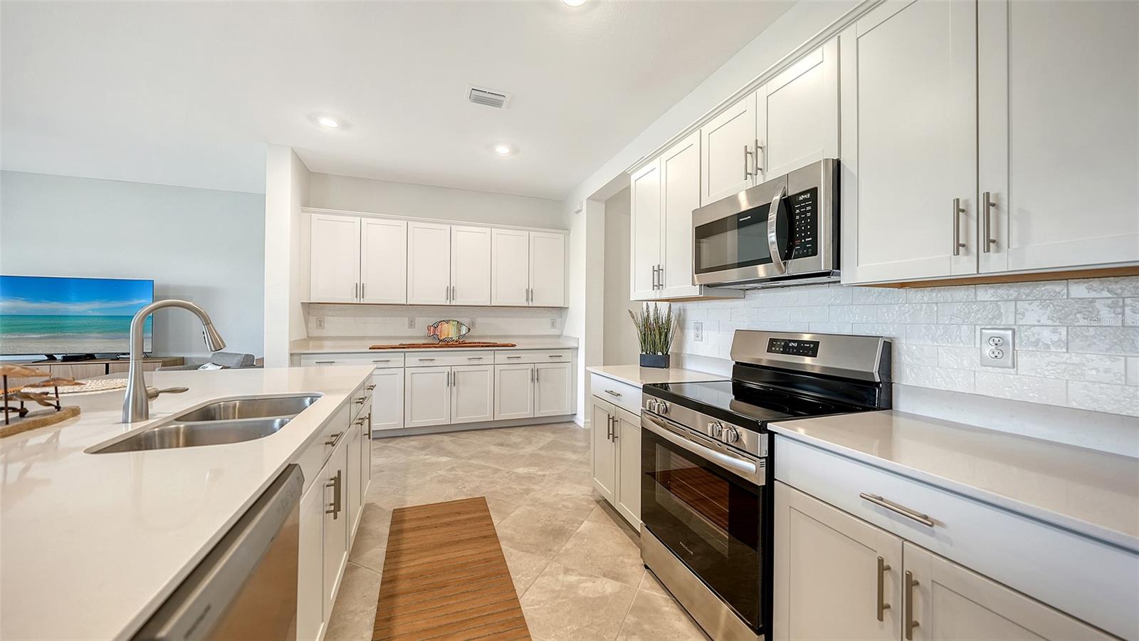 17233 MOONFLOWER DR, VENICE, FL — photo 9