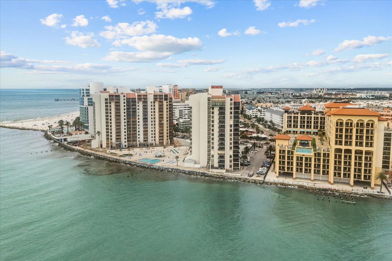 450 S GULFVIEW BLVD #802, CLEARWATER BEACH, FL — photo 2