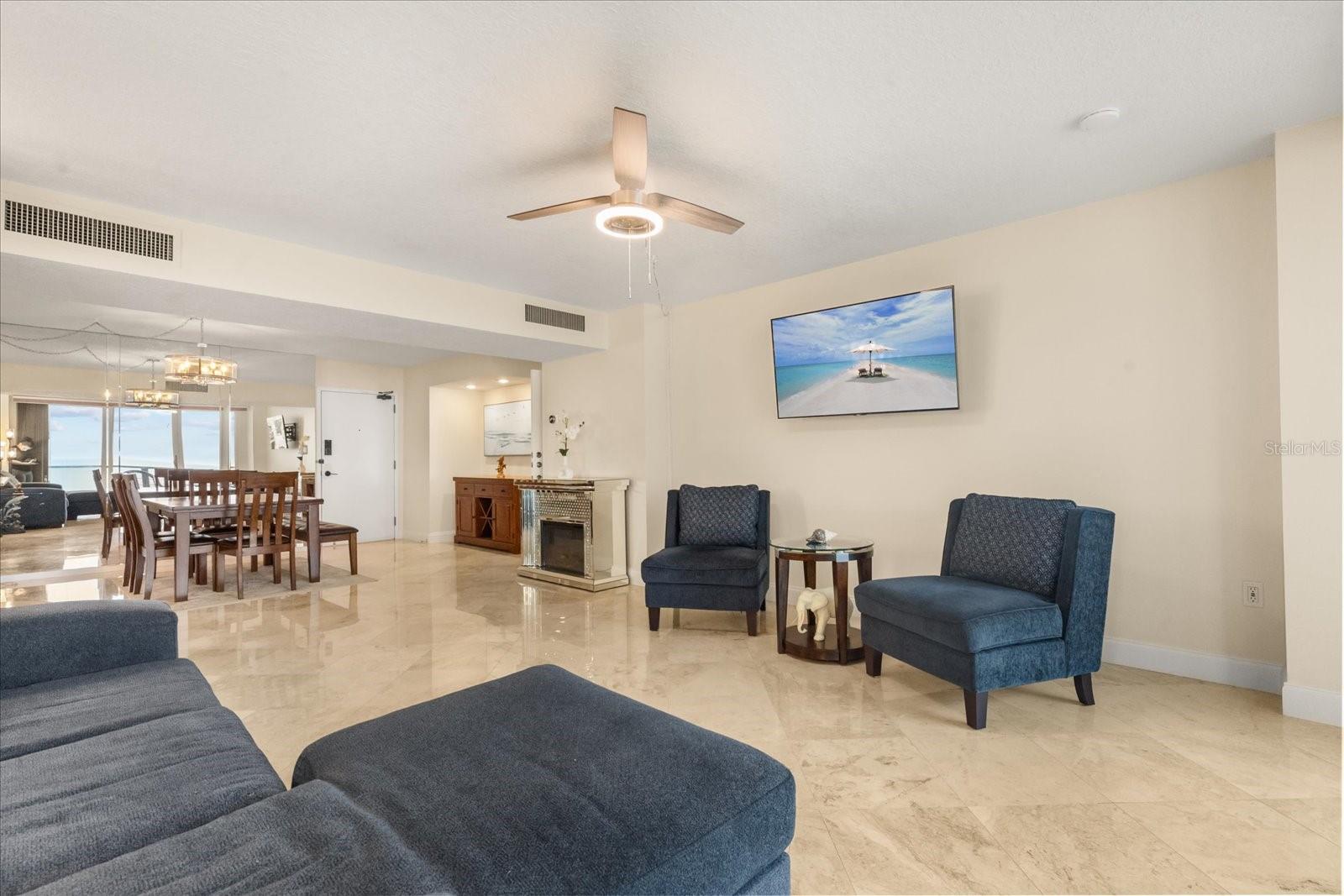 450 S GULFVIEW BLVD #802, CLEARWATER BEACH, FL — photo 9