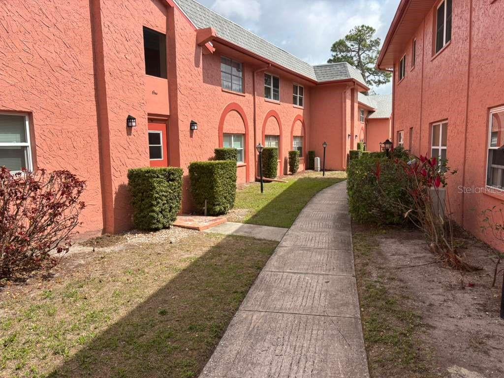 660 62ND AVE N #1204, ST PETERSBURG, FL