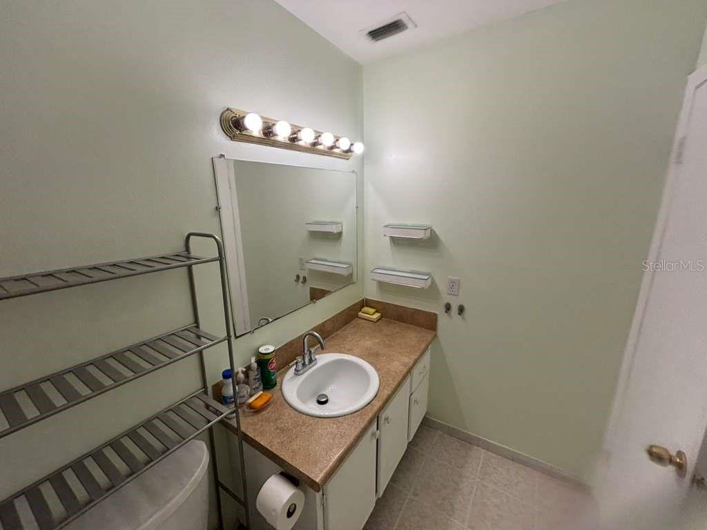 660 62ND AVE N #1204, ST PETERSBURG, FL — photo 8