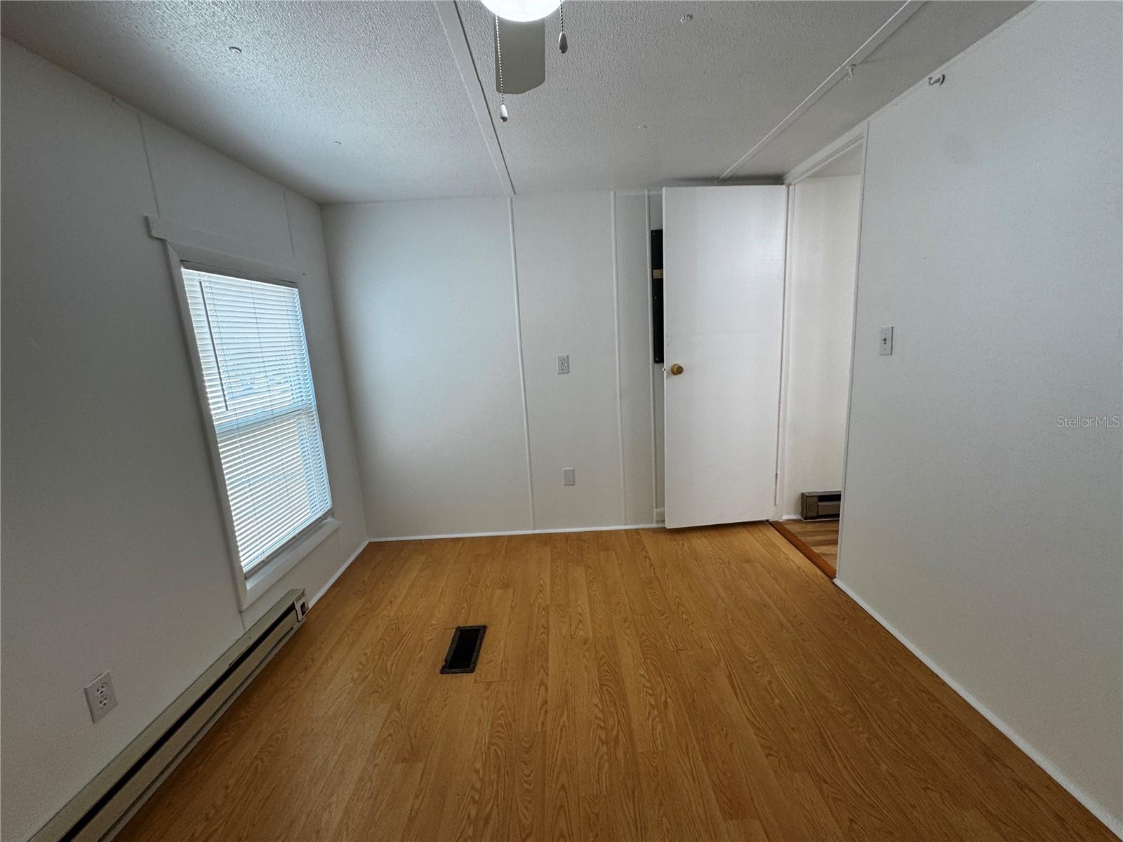 1350 COUNTY DR, TAVARES, FL — photo 13