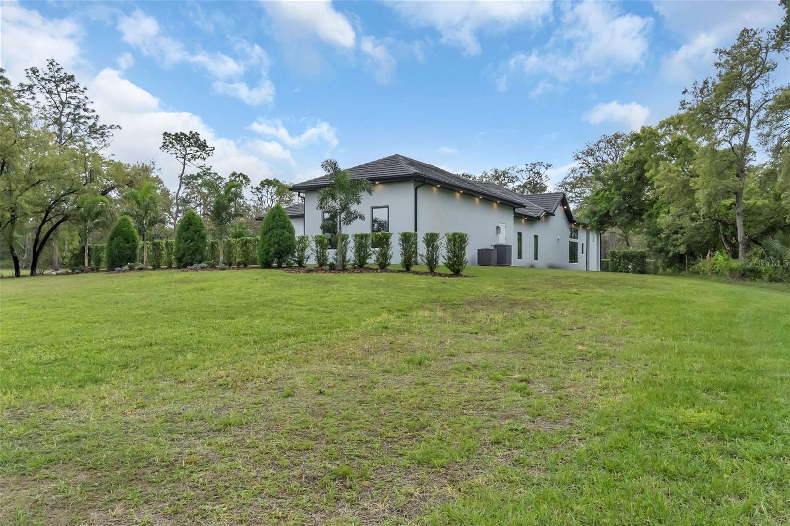 8398 HAPPY TRL, KISSIMMEE, FL — photo 11