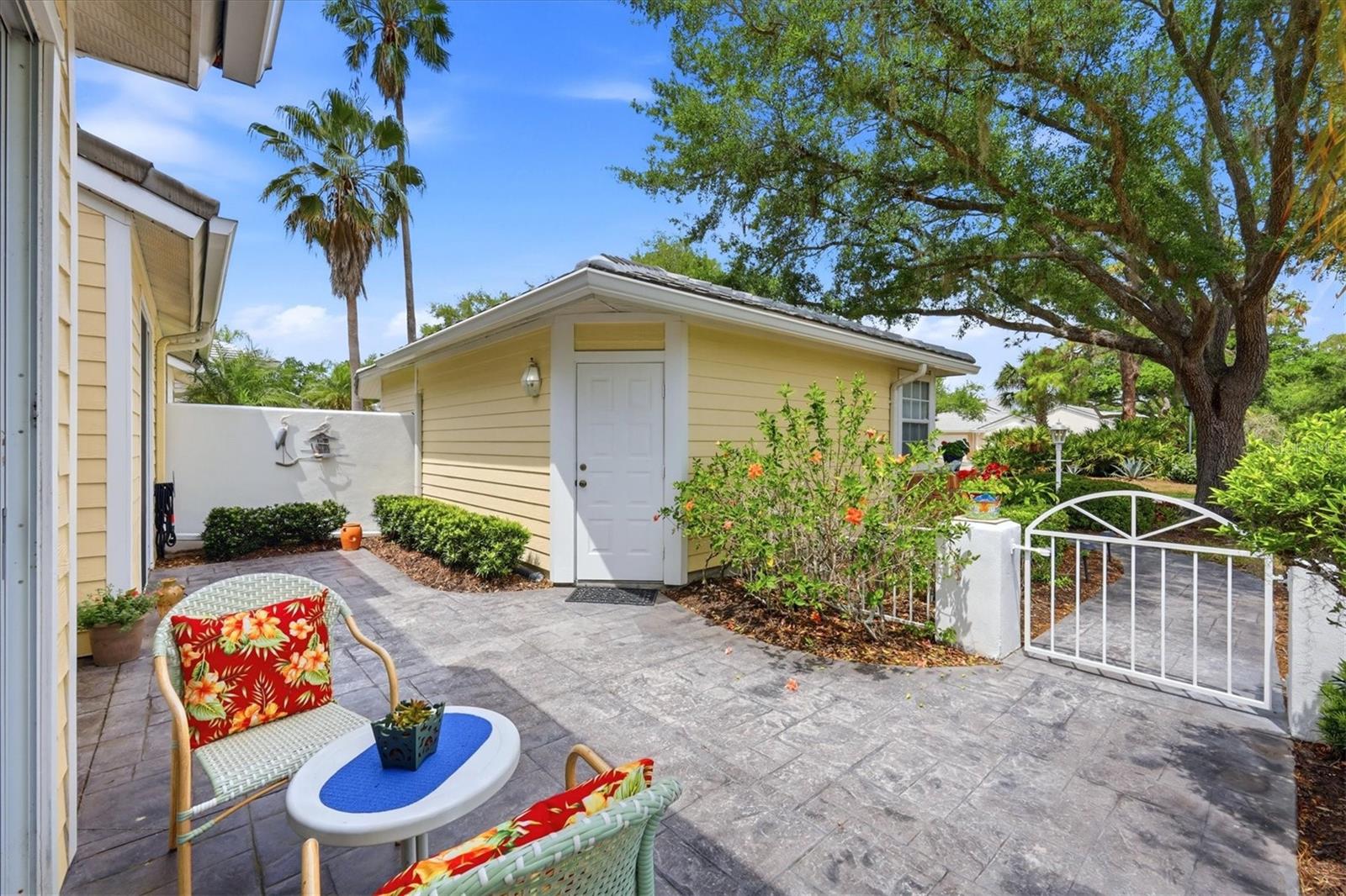 7731 WHITEBRIDGE GLN, UNIVERSITY PARK, FL — photo 5