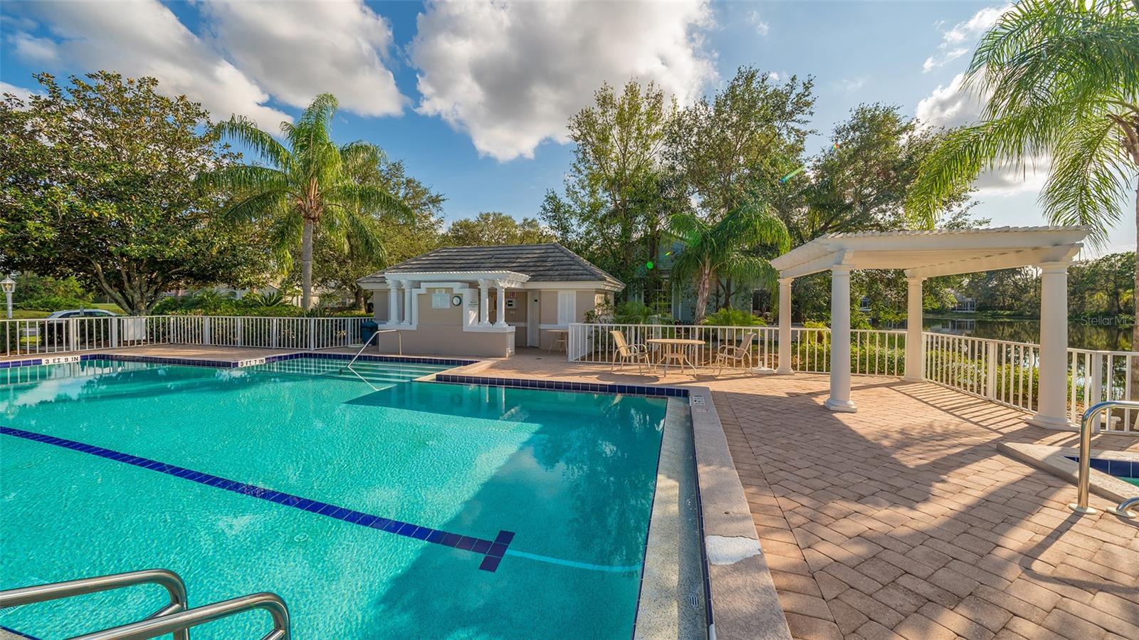 7731 WHITEBRIDGE GLN, UNIVERSITY PARK, FL — photo 38