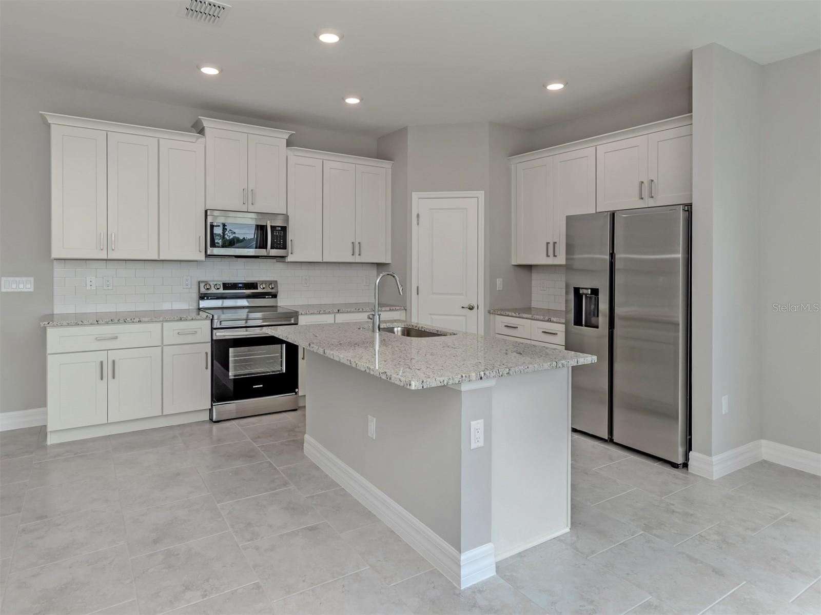 1047 COMFORT LN, NORTH PORT, FL — photo 11