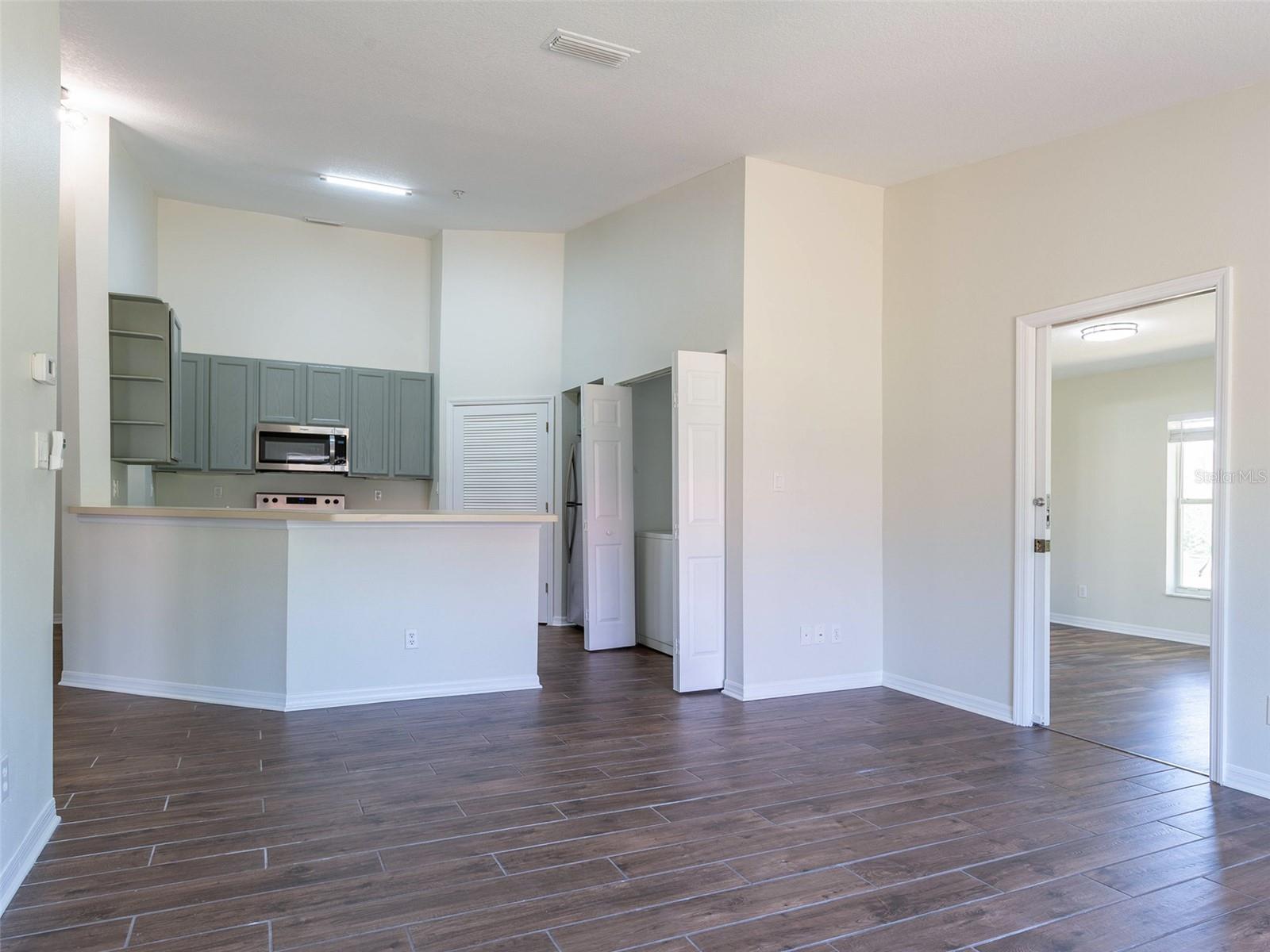 36921 VALUE CIR, DADE CITY, FL — photo 8