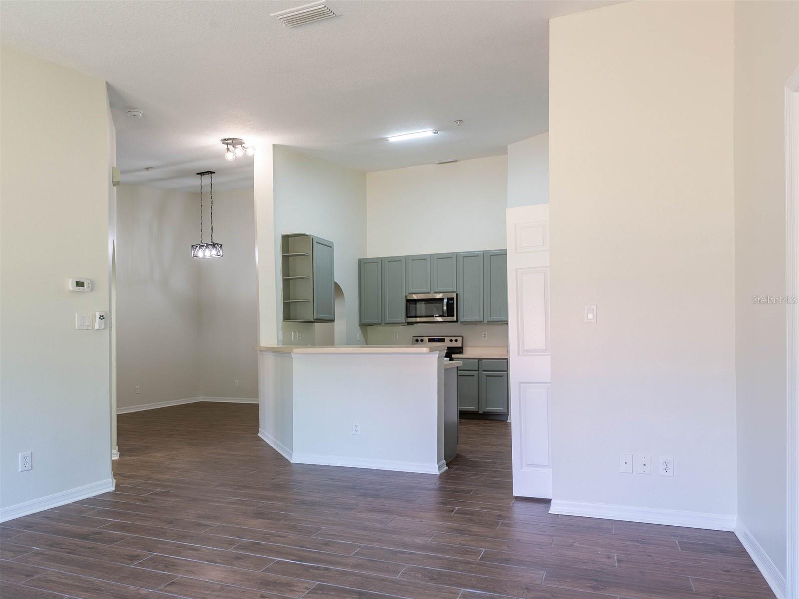 36921 VALUE CIR, DADE CITY, FL — photo 9