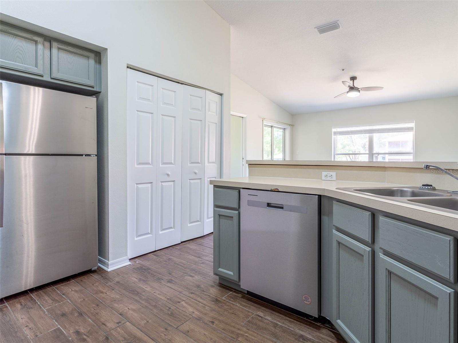 36921 VALUE CIR, DADE CITY, FL — photo 24