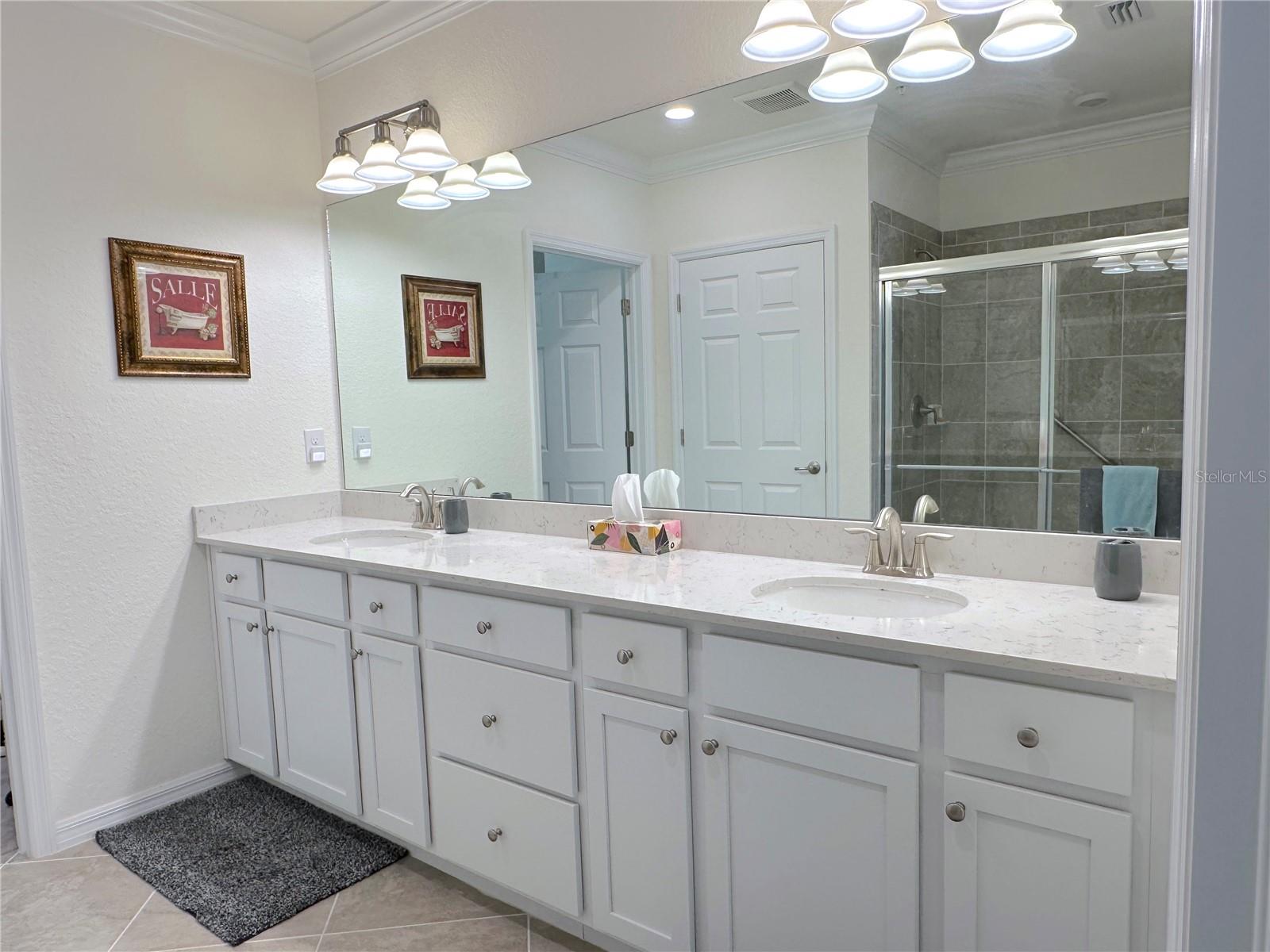 10054 CROOKED CREEK DR #102, VENICE, FL — photo 14