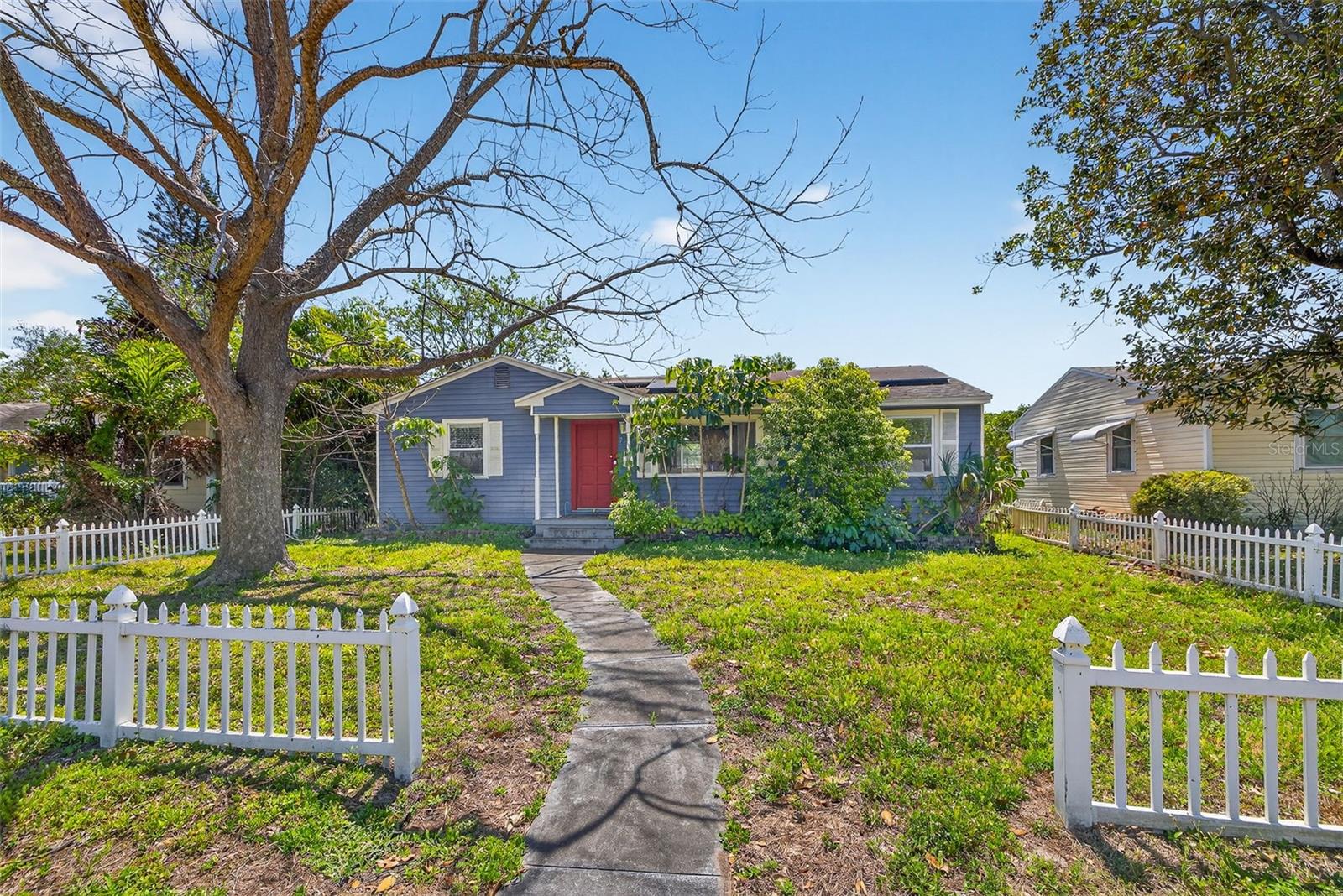 734 40TH AVE NE, ST PETERSBURG, FL — photo 2