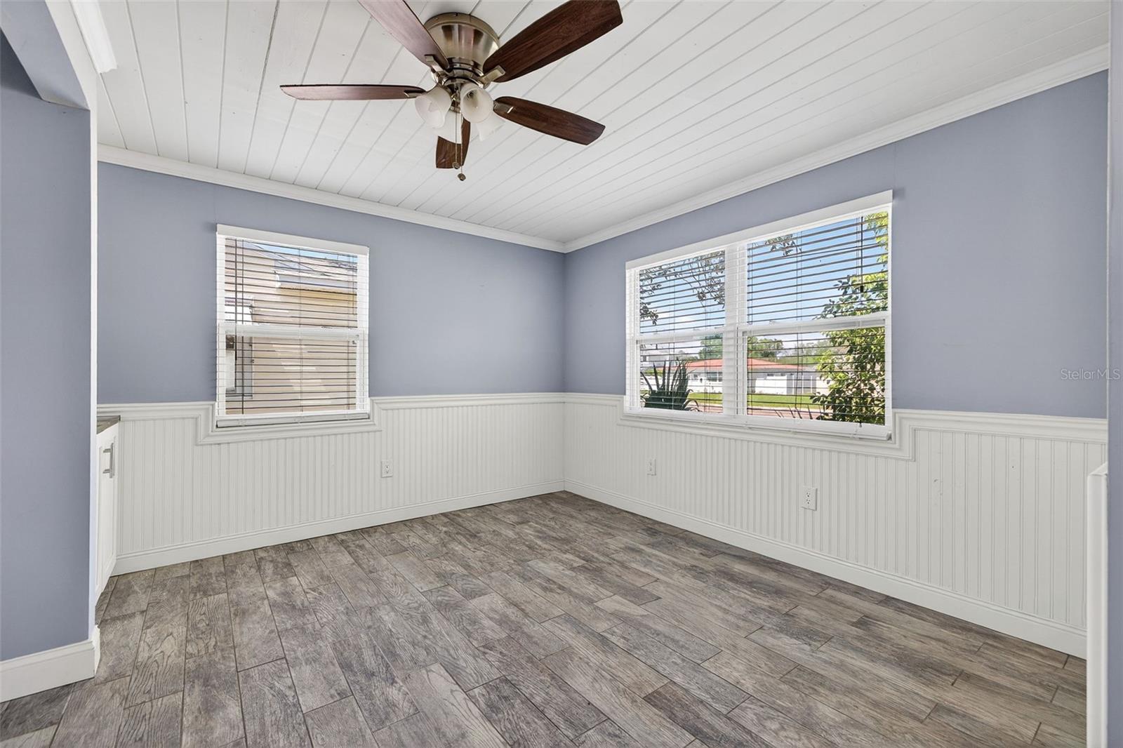 734 40TH AVE NE, ST PETERSBURG, FL — photo 6