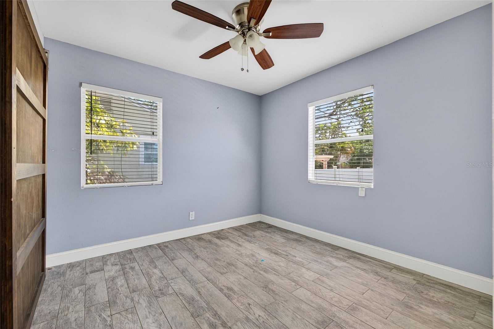734 40TH AVE NE, ST PETERSBURG, FL — photo 14