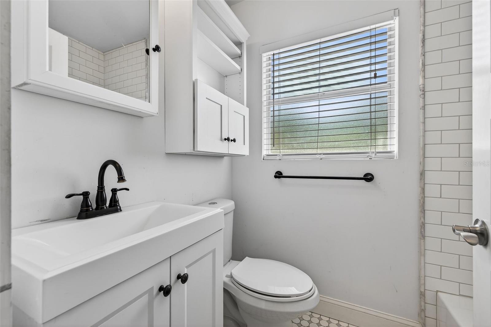 734 40TH AVE NE, ST PETERSBURG, FL — photo 16