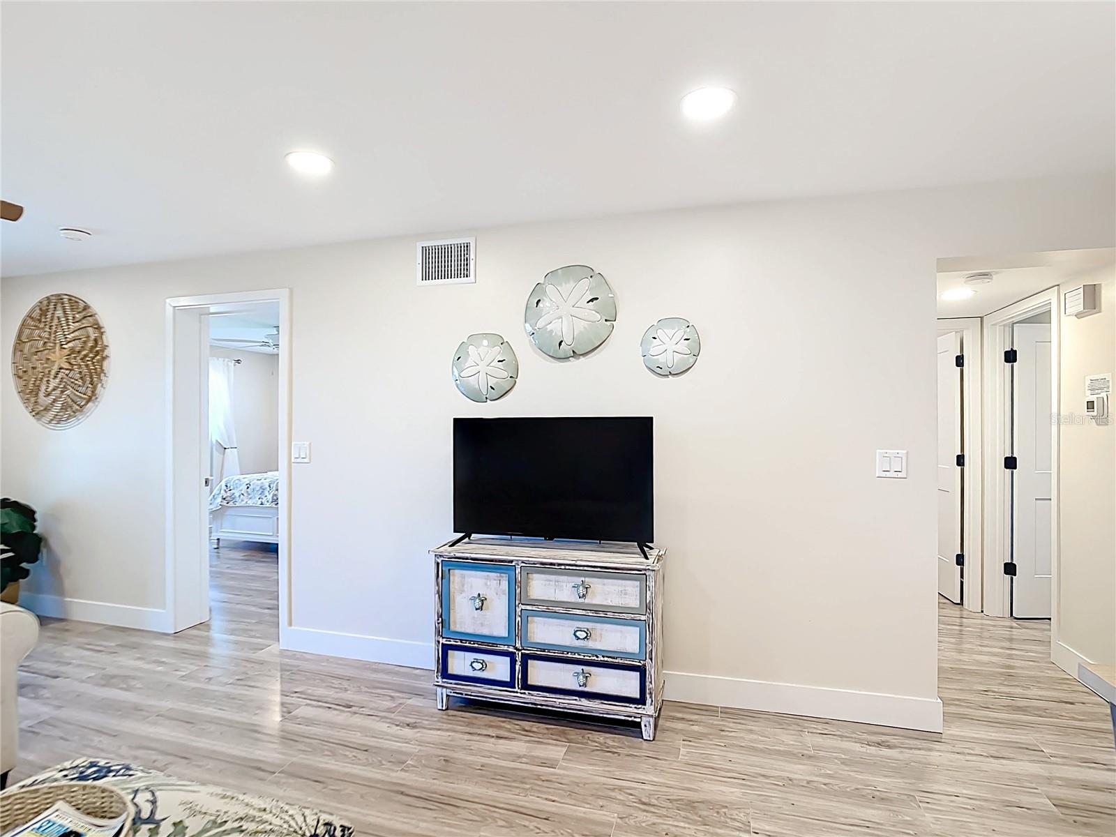 4410 WARREN AVE #101, PORT CHARLOTTE, FL — photo 36