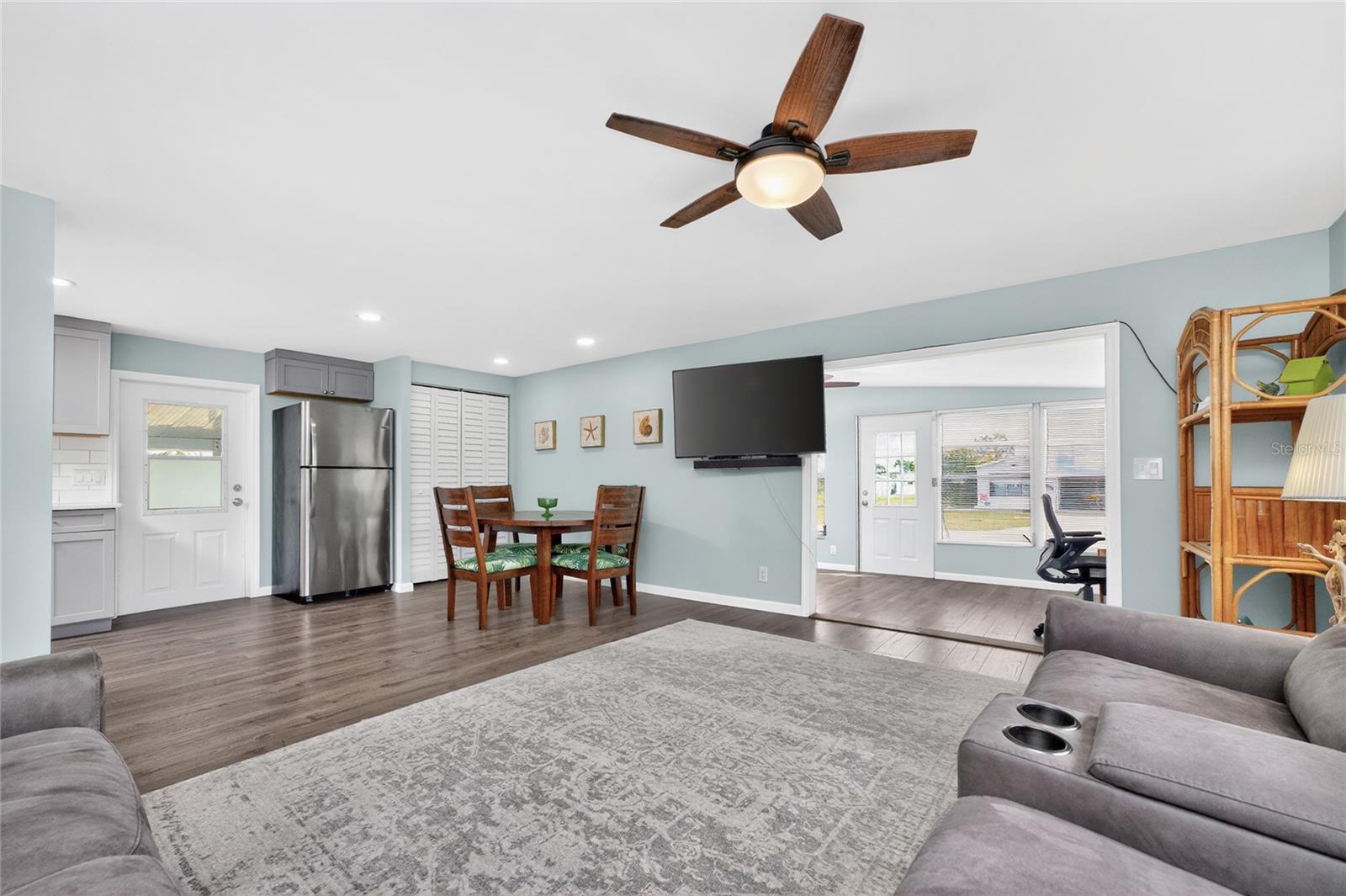 258 VIA DE LUNA, ENGLEWOOD, FL — photo 12