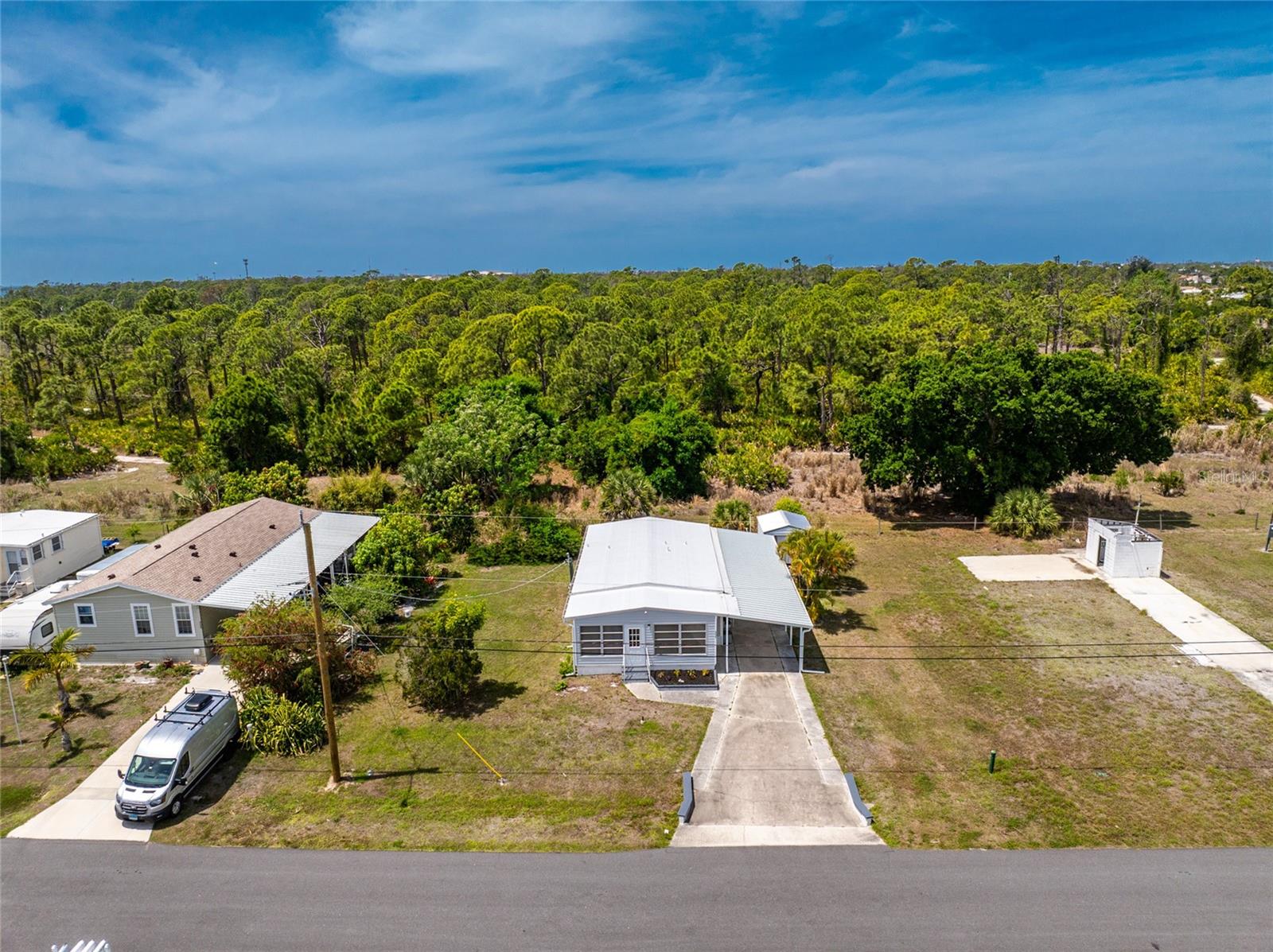 258 VIA DE LUNA, ENGLEWOOD, FL — photo 41