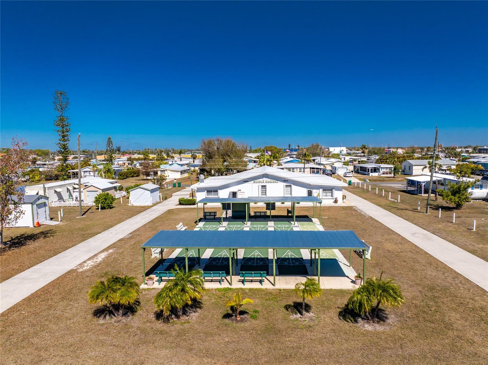 258 VIA DE LUNA, ENGLEWOOD, FL — photo 48