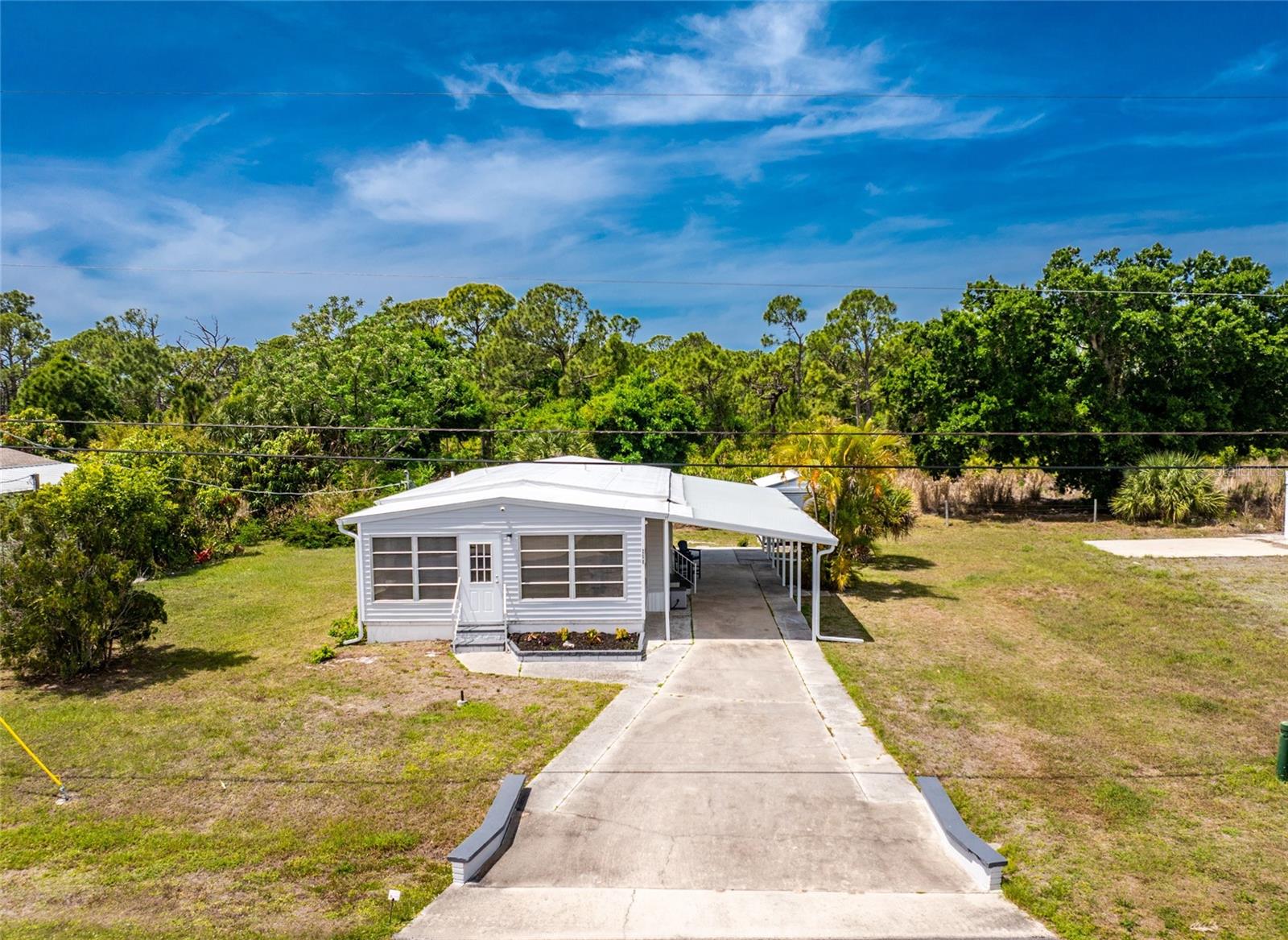 258 VIA DE LUNA, ENGLEWOOD, FL