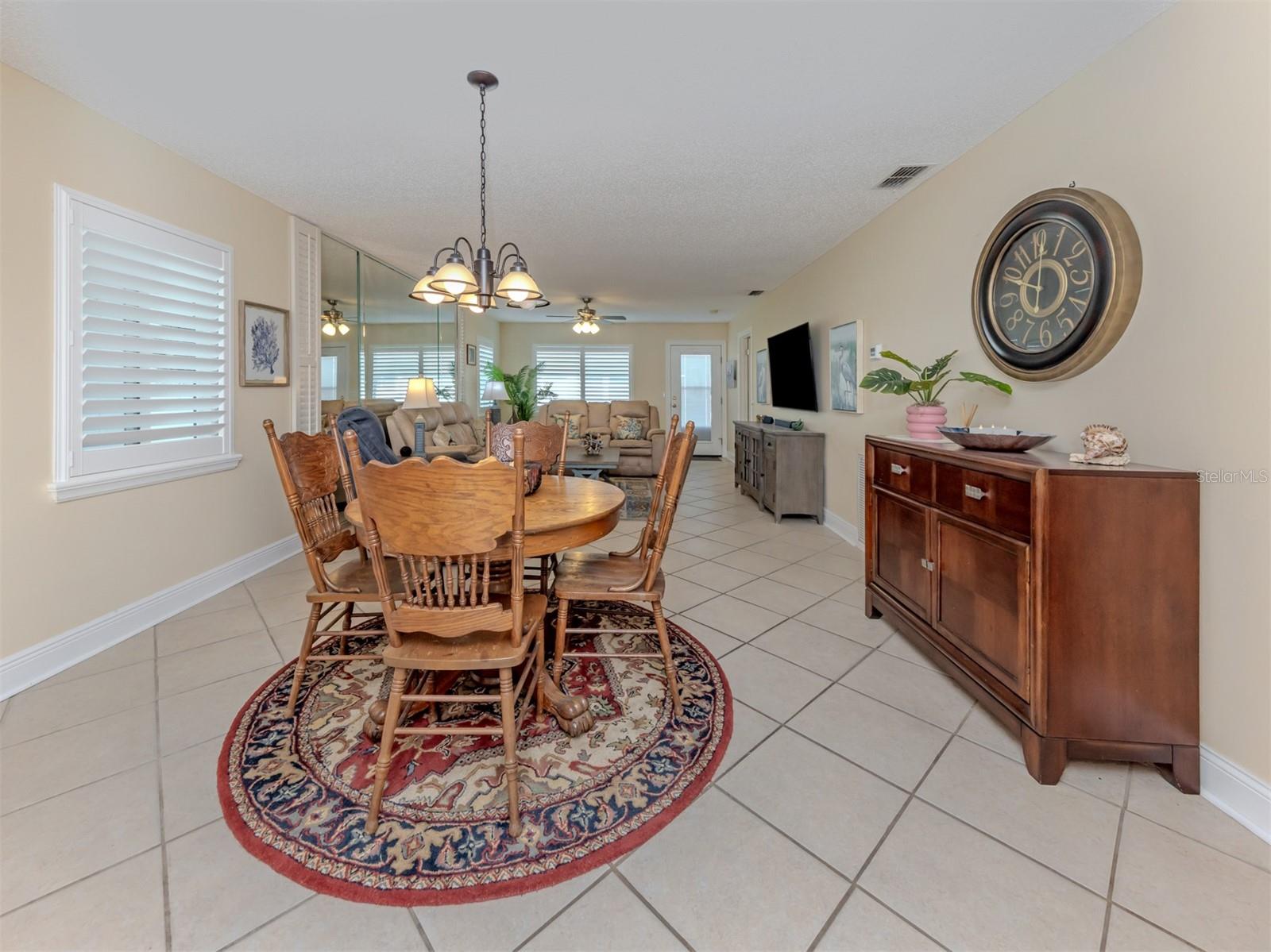 414 CIRCLEWOOD DR #H2, VENICE, FL — photo 8