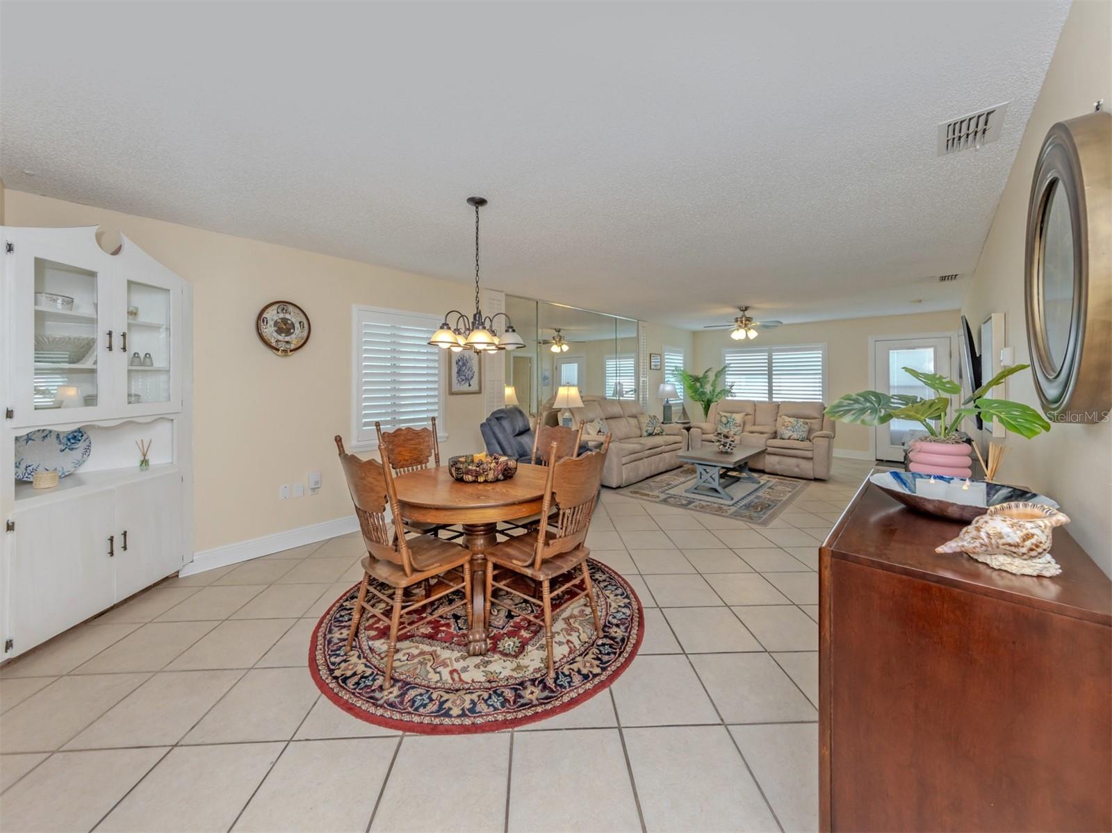 414 CIRCLEWOOD DR #H2, VENICE, FL — photo 9