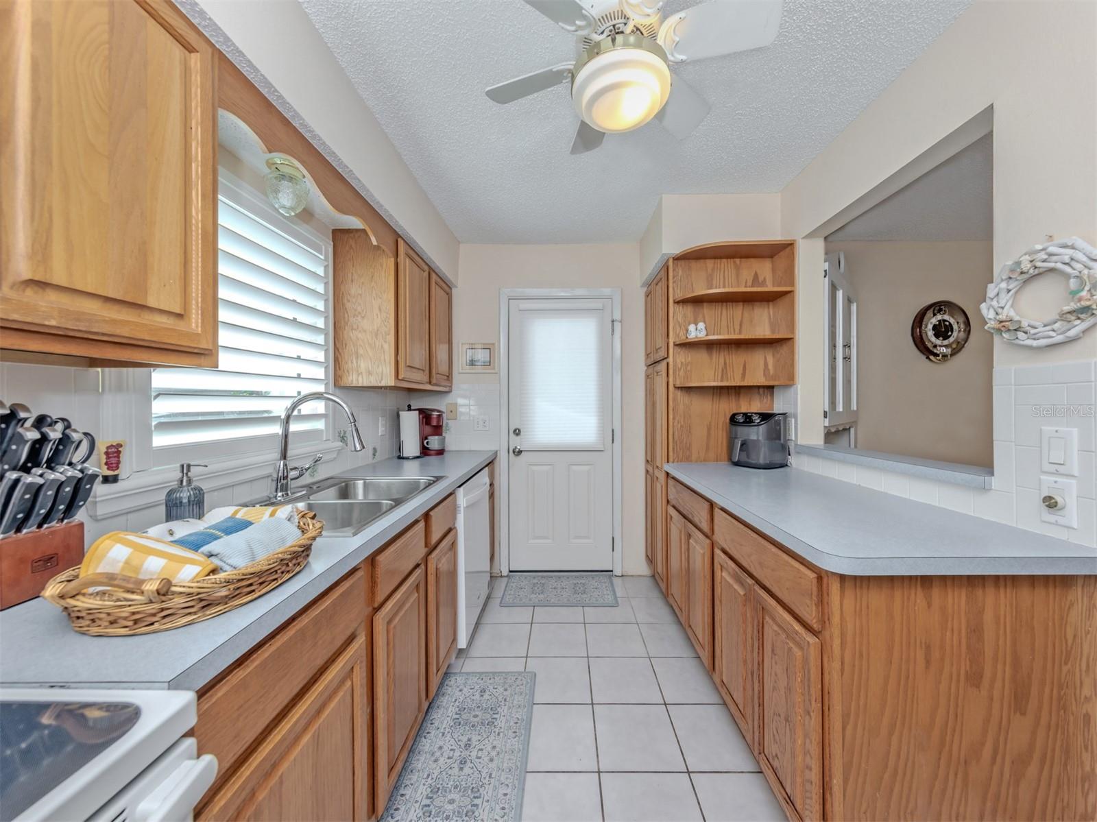414 CIRCLEWOOD DR #H2, VENICE, FL — photo 17
