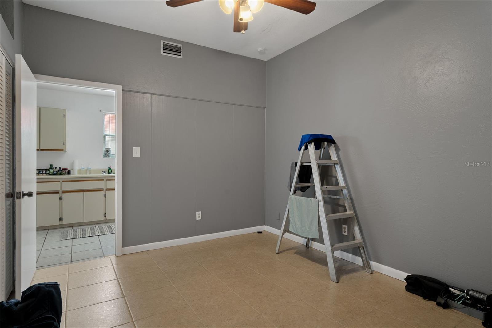 5437 29TH AVE S, GULFPORT, FL — photo 11
