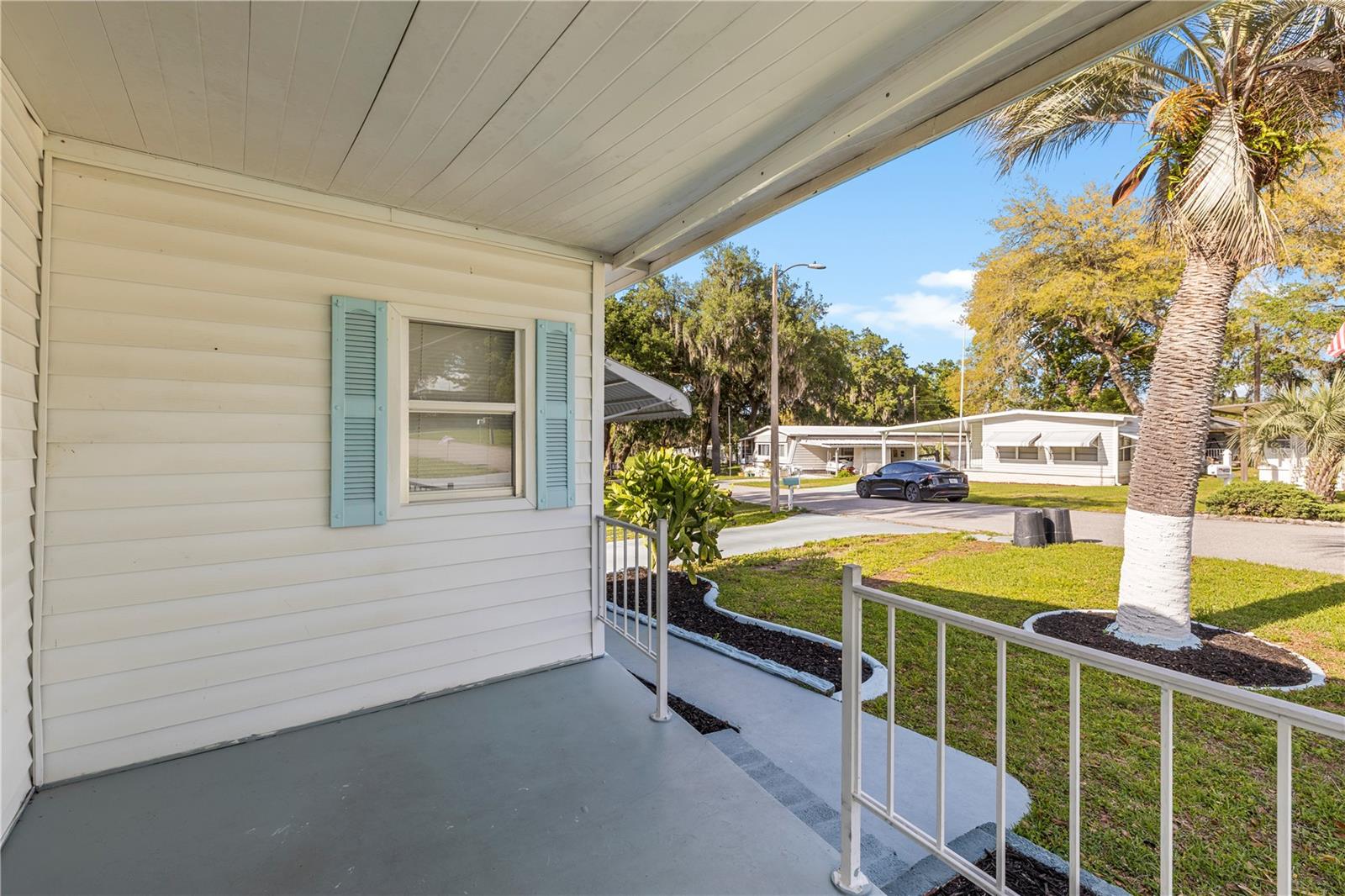 6123 RIDGEWOOD DR, ZEPHYRHILLS, FL — photo 3