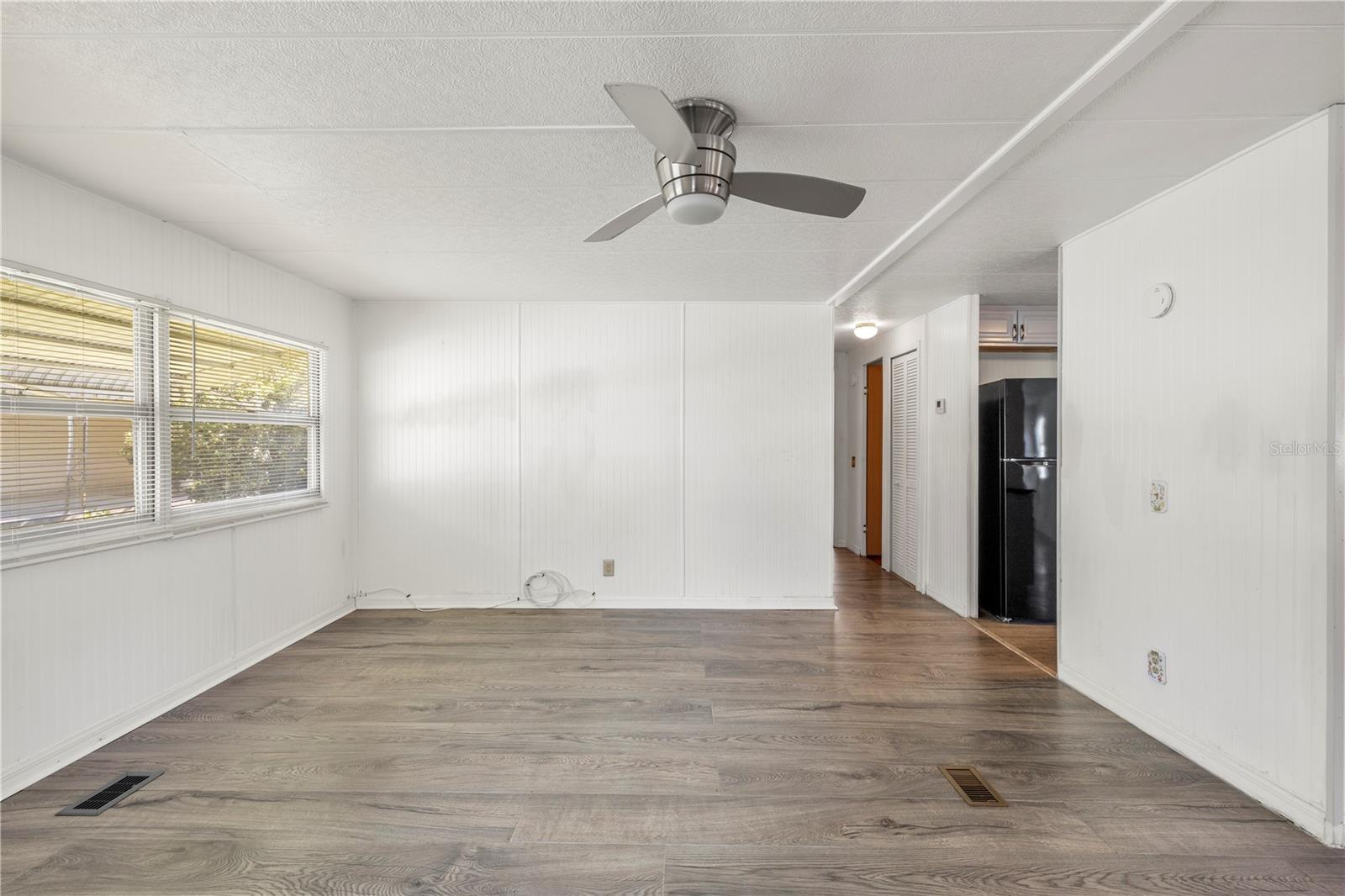 6123 RIDGEWOOD DR, ZEPHYRHILLS, FL — photo 9