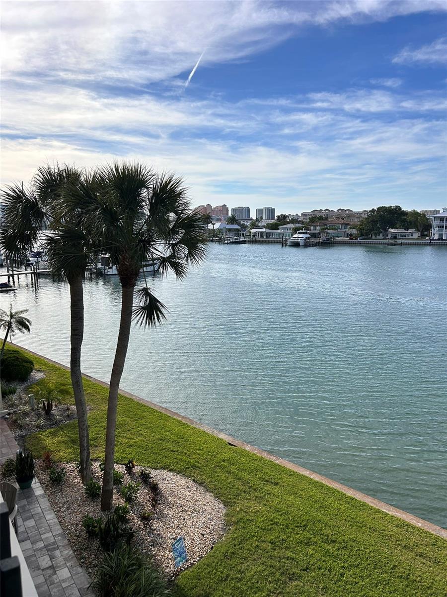868 BAYWAY BLVD #304, CLEARWATER BEACH, FL — photo 3