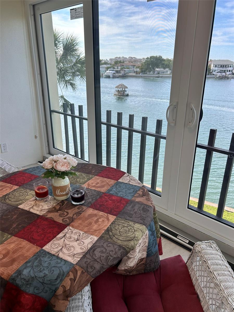 868 BAYWAY BLVD #304, CLEARWATER BEACH, FL — photo 6