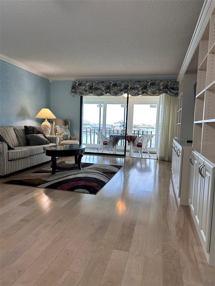 868 BAYWAY BLVD #304, CLEARWATER BEACH, FL — photo 10