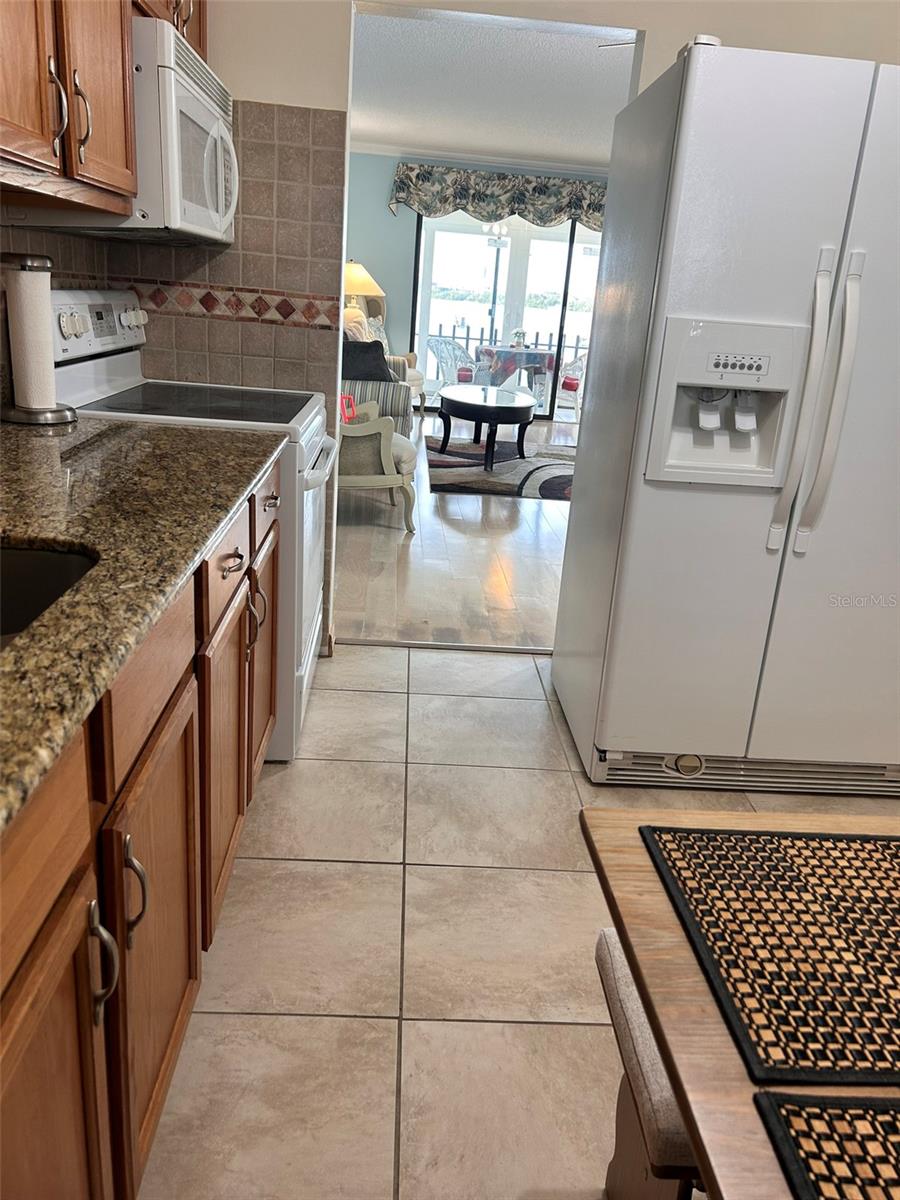 868 BAYWAY BLVD #304, CLEARWATER BEACH, FL — photo 20