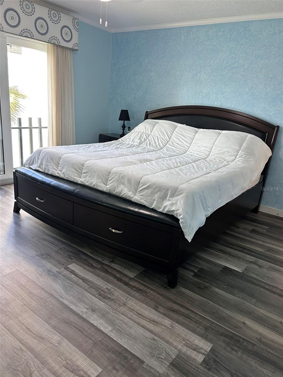868 BAYWAY BLVD #304, CLEARWATER BEACH, FL — photo 33