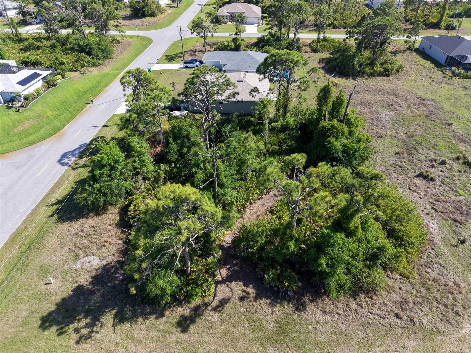 274 SWEETWATER DR, ROTONDA WEST, FL — photo 9