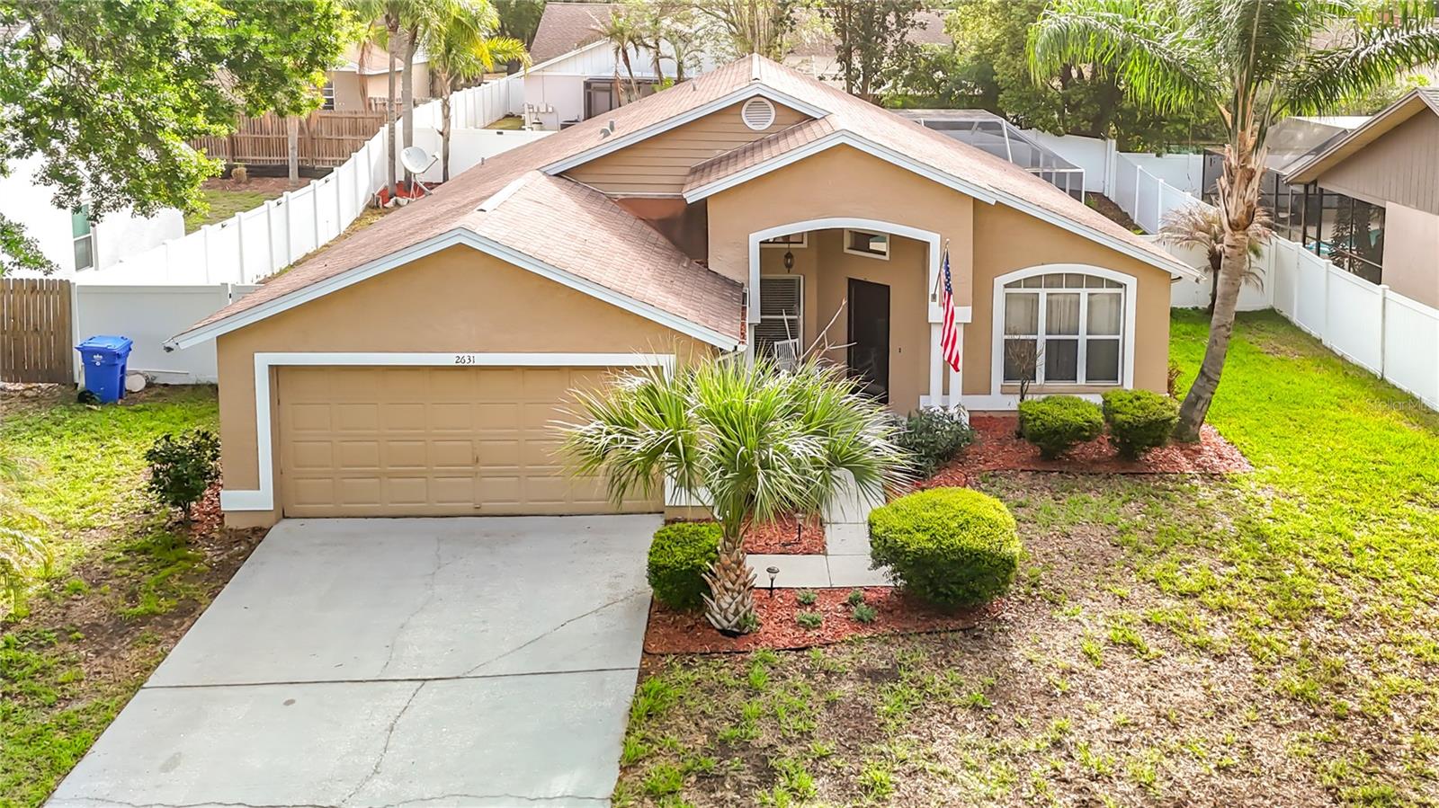 2631 GREEN VALLEY ST, VALRICO, FL — photo 2