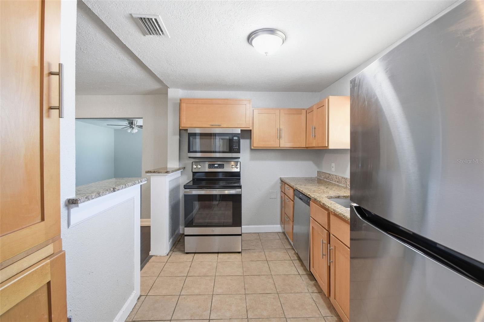 1410 E WATERS AVE, TAMPA, FL — photo 13