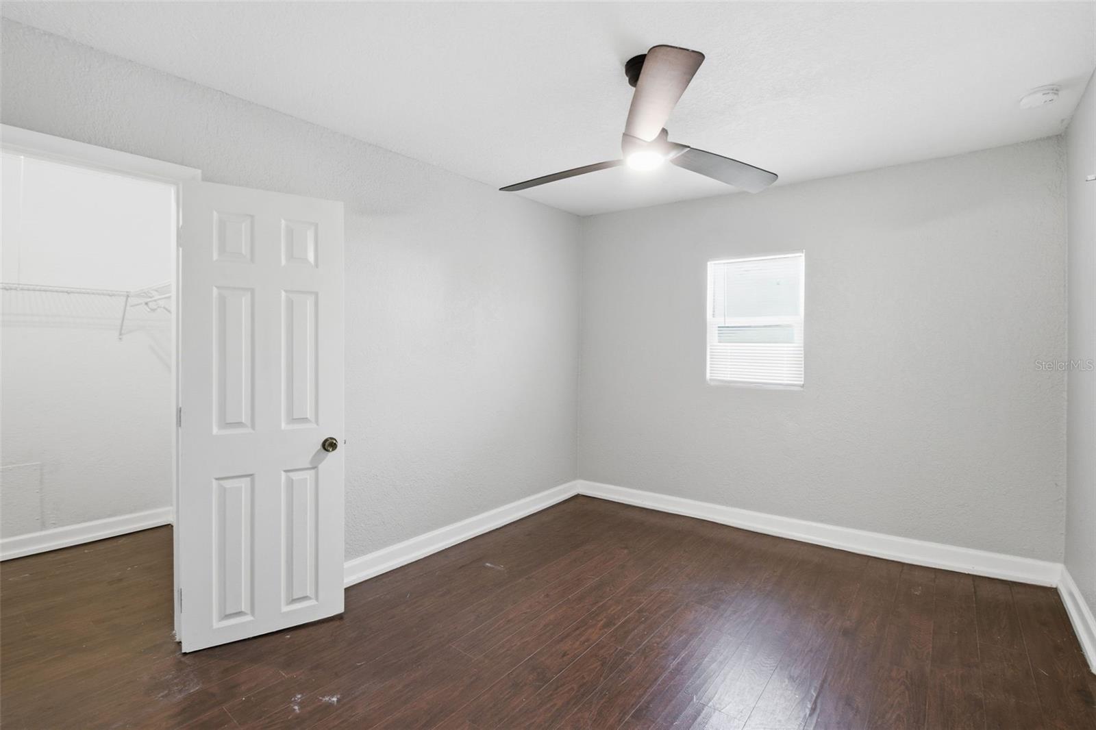 1410 E WATERS AVE, TAMPA, FL — photo 20