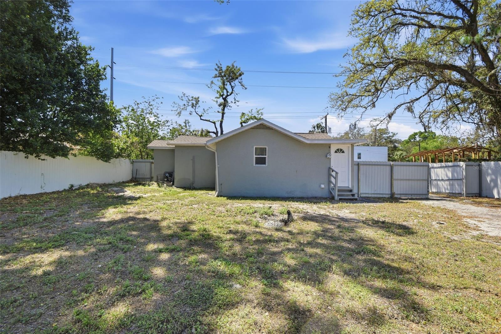 1410 E WATERS AVE, TAMPA, FL — photo 35